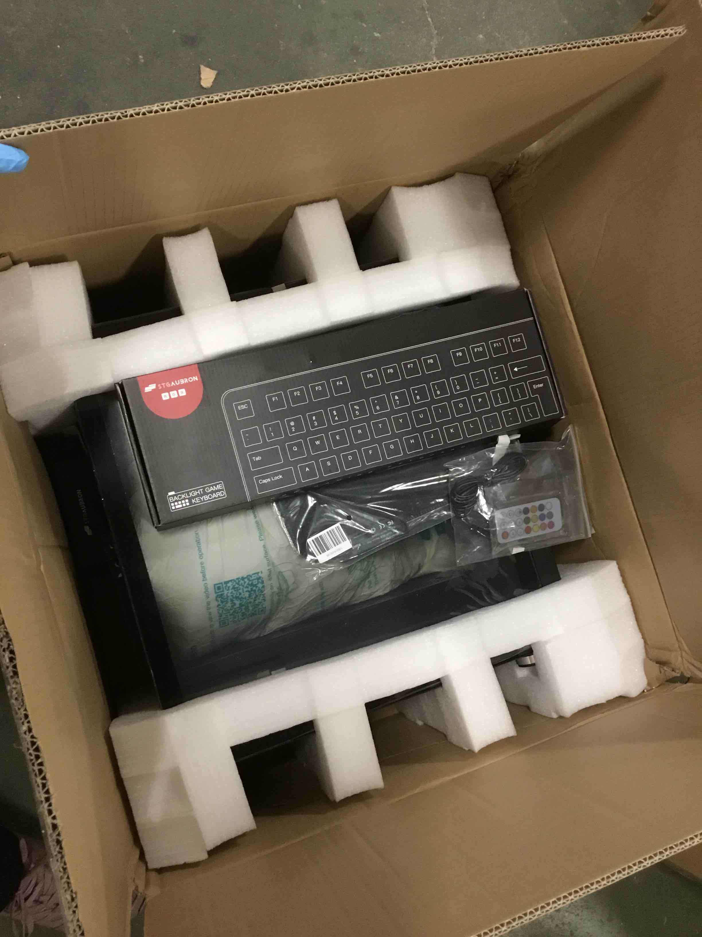 https://s3.amazonaws.com/lotting-images-prod/bidfta/RED5293120_1703779294555.jpeg
