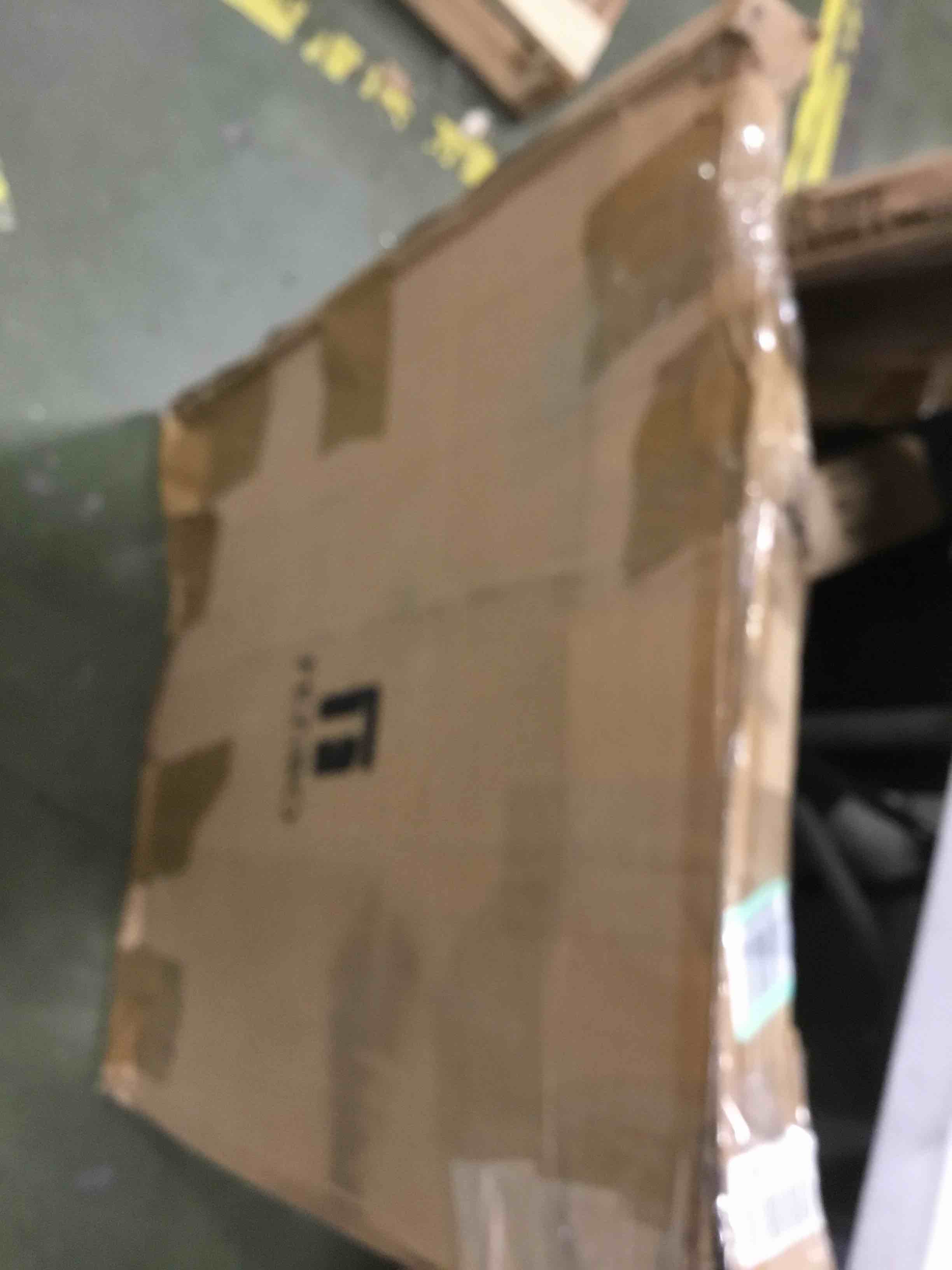 https://s3.amazonaws.com/lotting-images-prod/bidfta/RED5293157_1703788618366.jpeg
