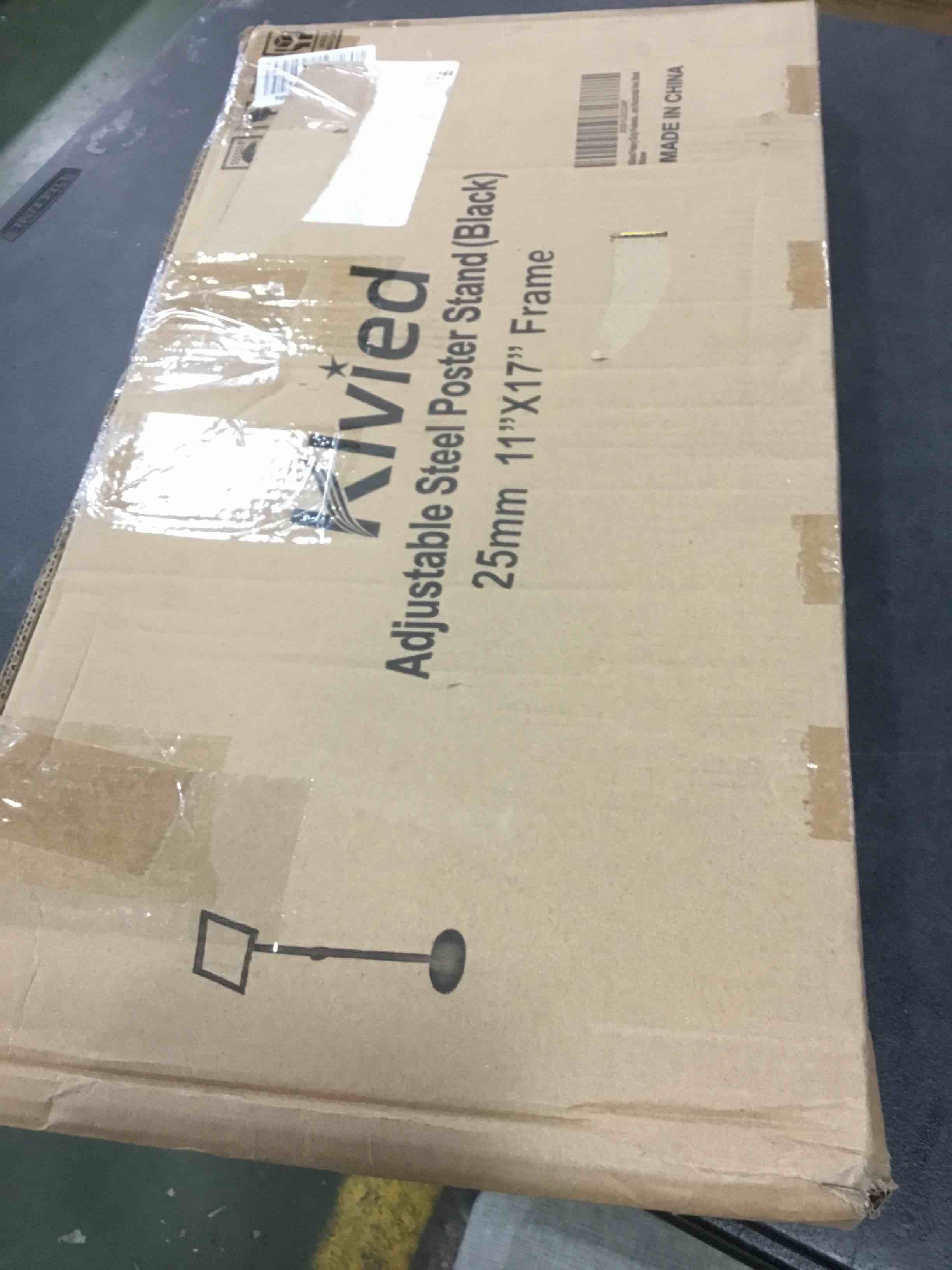 https://s3.amazonaws.com/lotting-images-prod/bidfta/RED5293276_1703858901652.jpeg