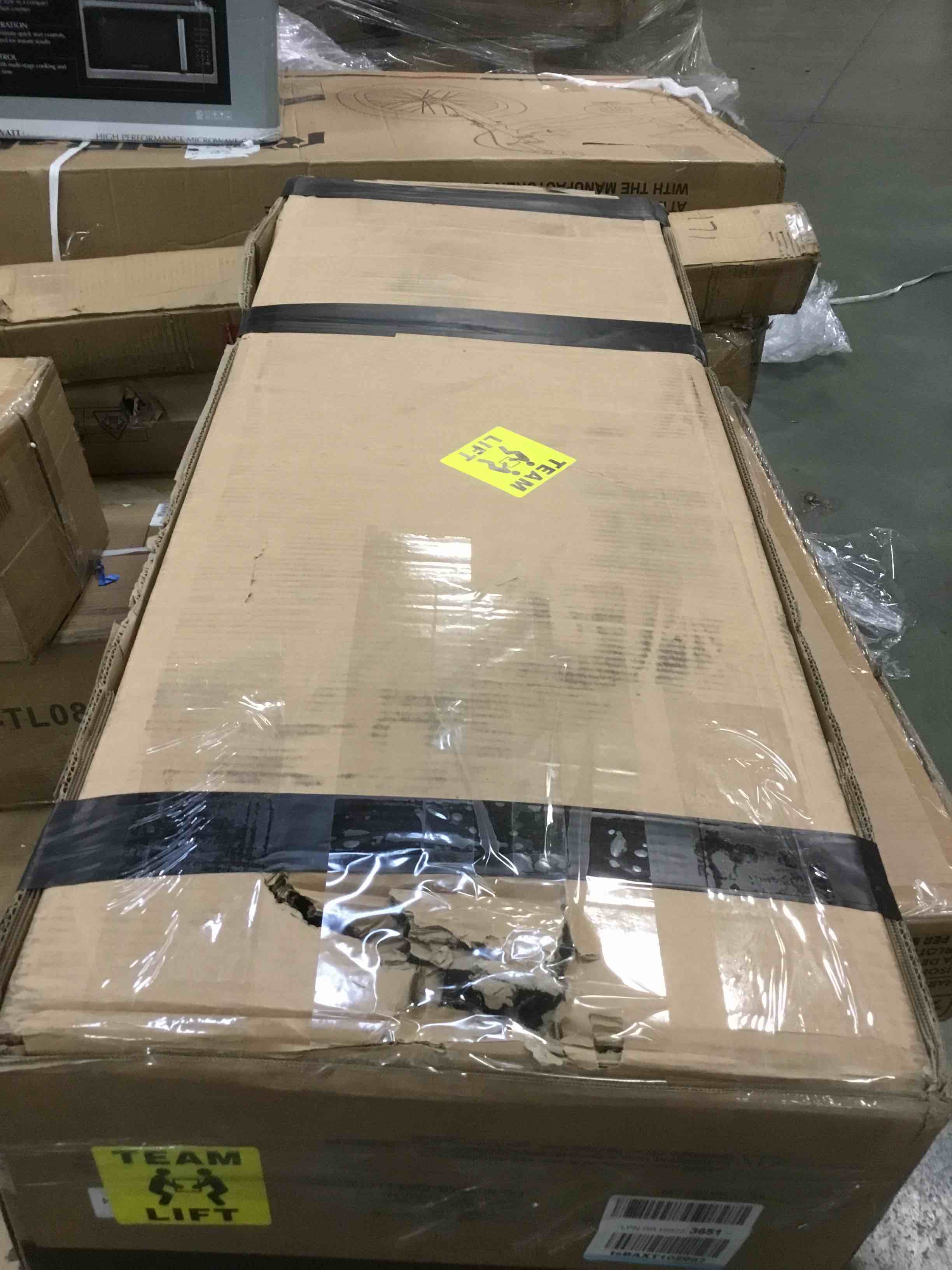 https://s3.amazonaws.com/lotting-images-prod/bidfta/RED5293726_1704222408461.jpeg