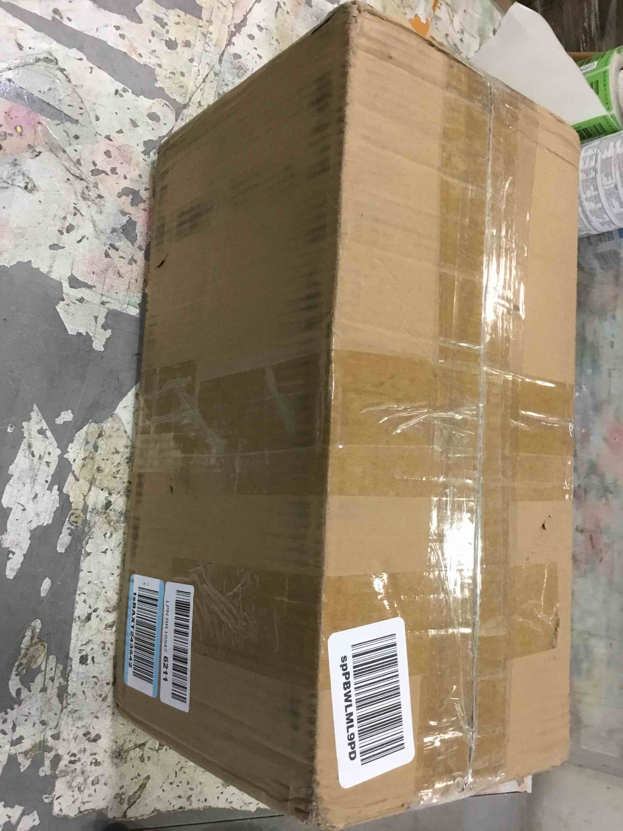 https://s3.amazonaws.com/lotting-images-prod/bidfta/RED5293853_1704295972928.jpeg