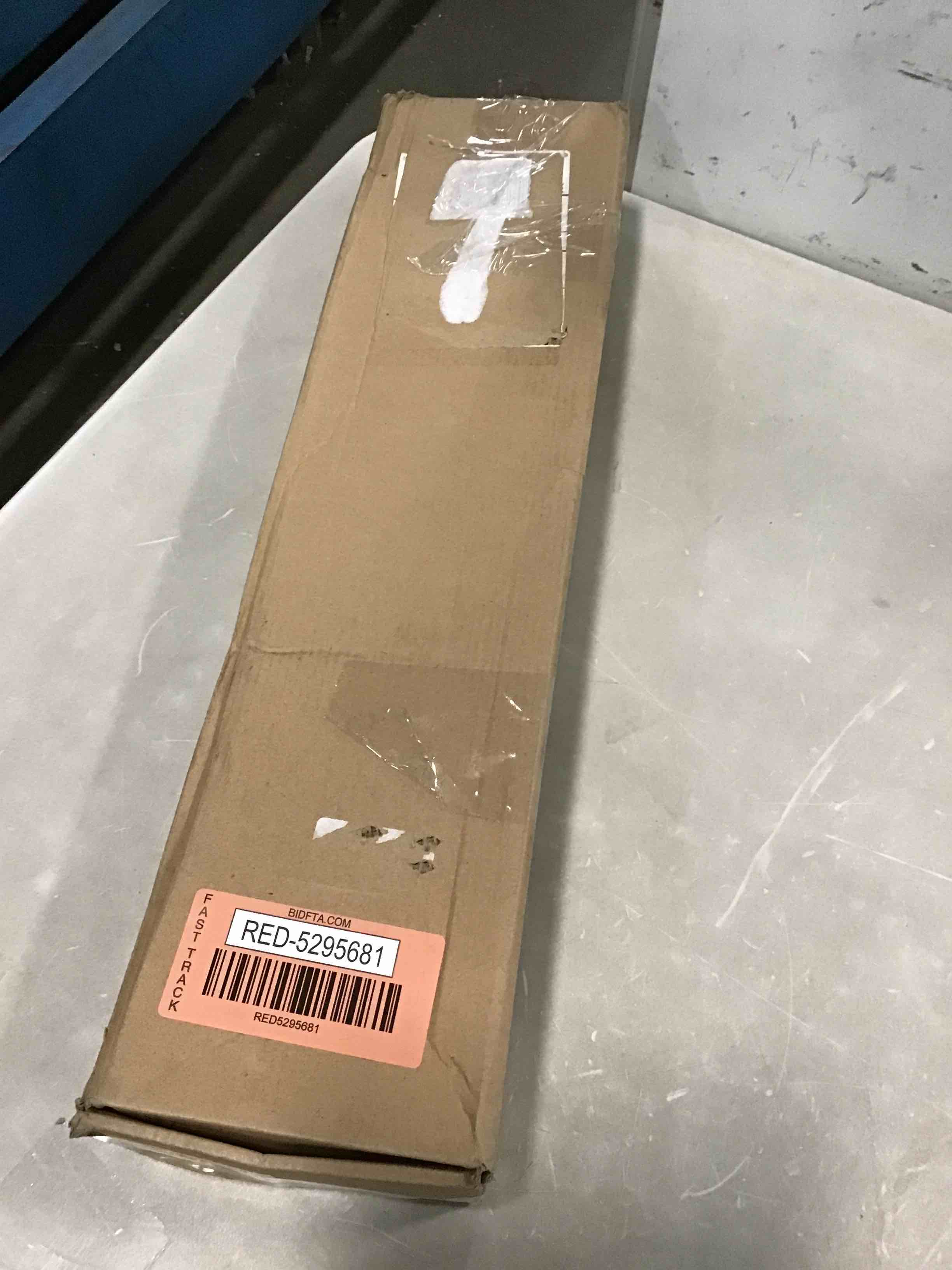 https://s3.amazonaws.com/lotting-images-prod/bidfta/RED5295681_1703684664388.jpeg