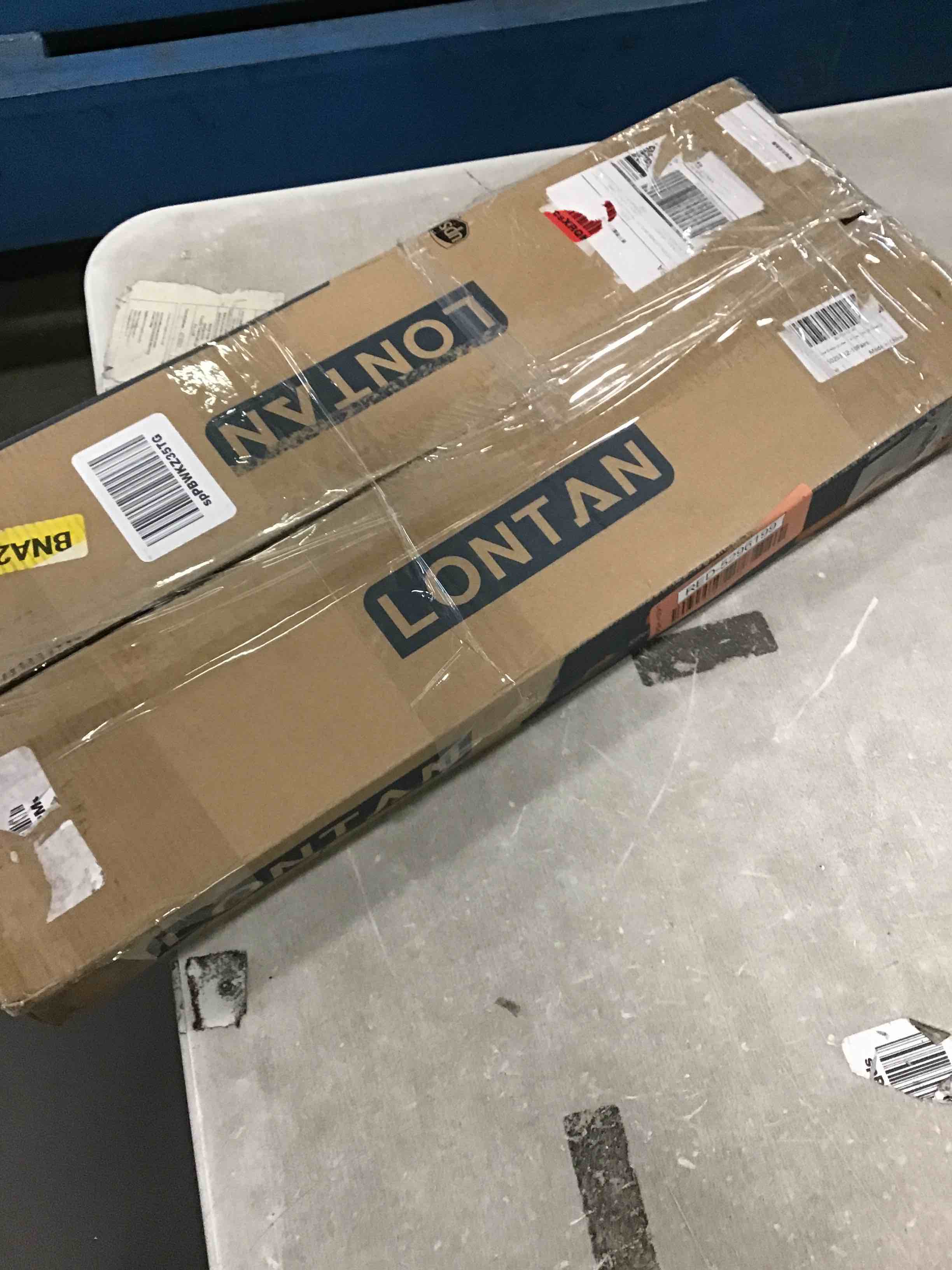 https://s3.amazonaws.com/lotting-images-prod/bidfta/RED5296199_1703953725716.jpeg