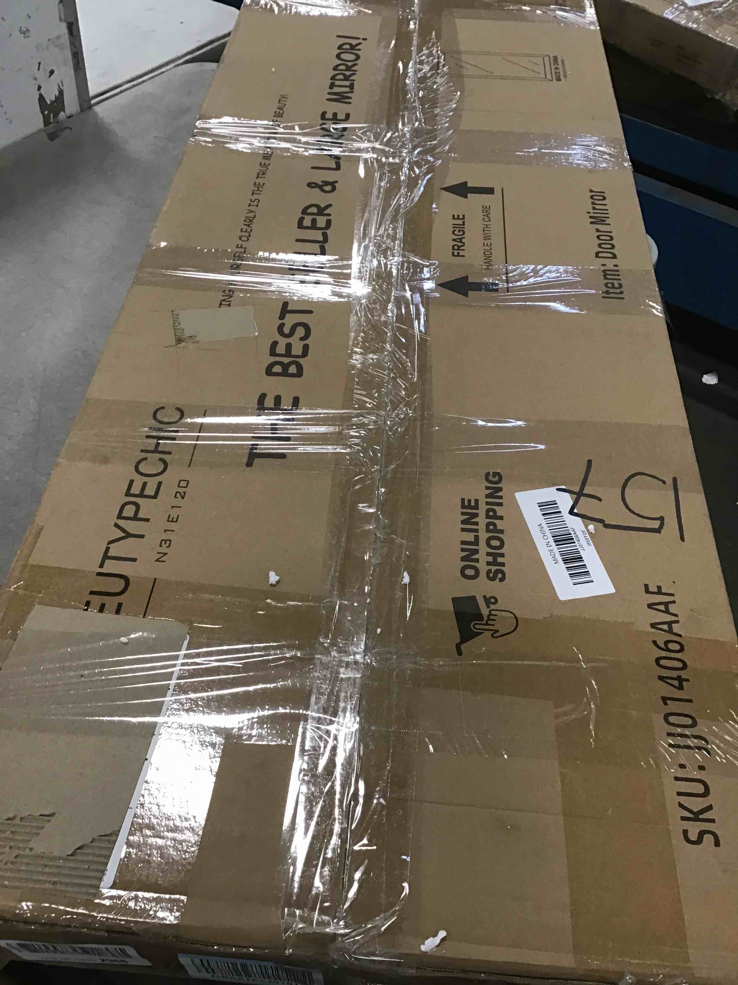 https://s3.amazonaws.com/lotting-images-prod/bidfta/RED5296411_1704209488743.jpeg