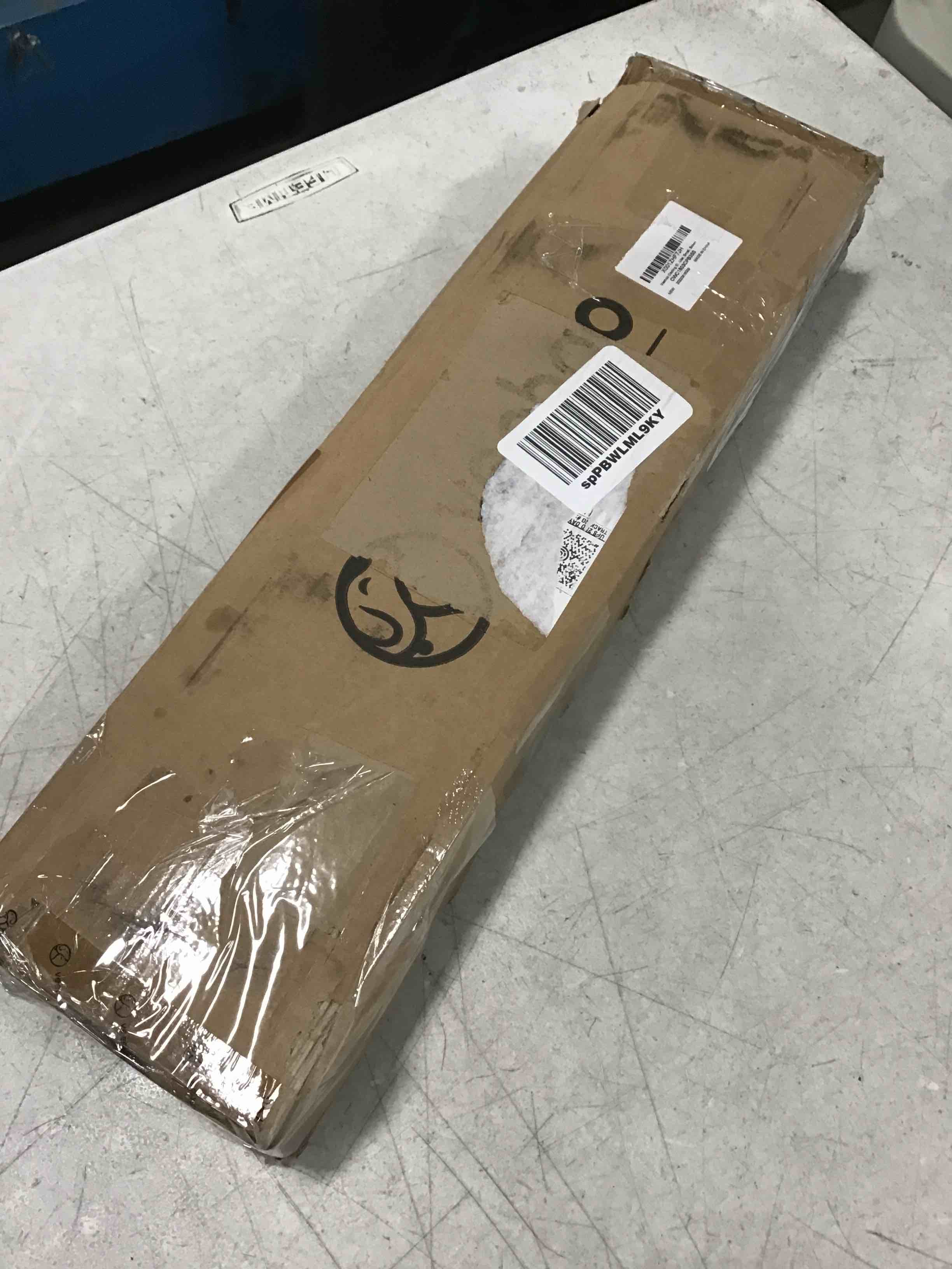 https://s3.amazonaws.com/lotting-images-prod/bidfta/RED5296584_1704288650038.jpeg