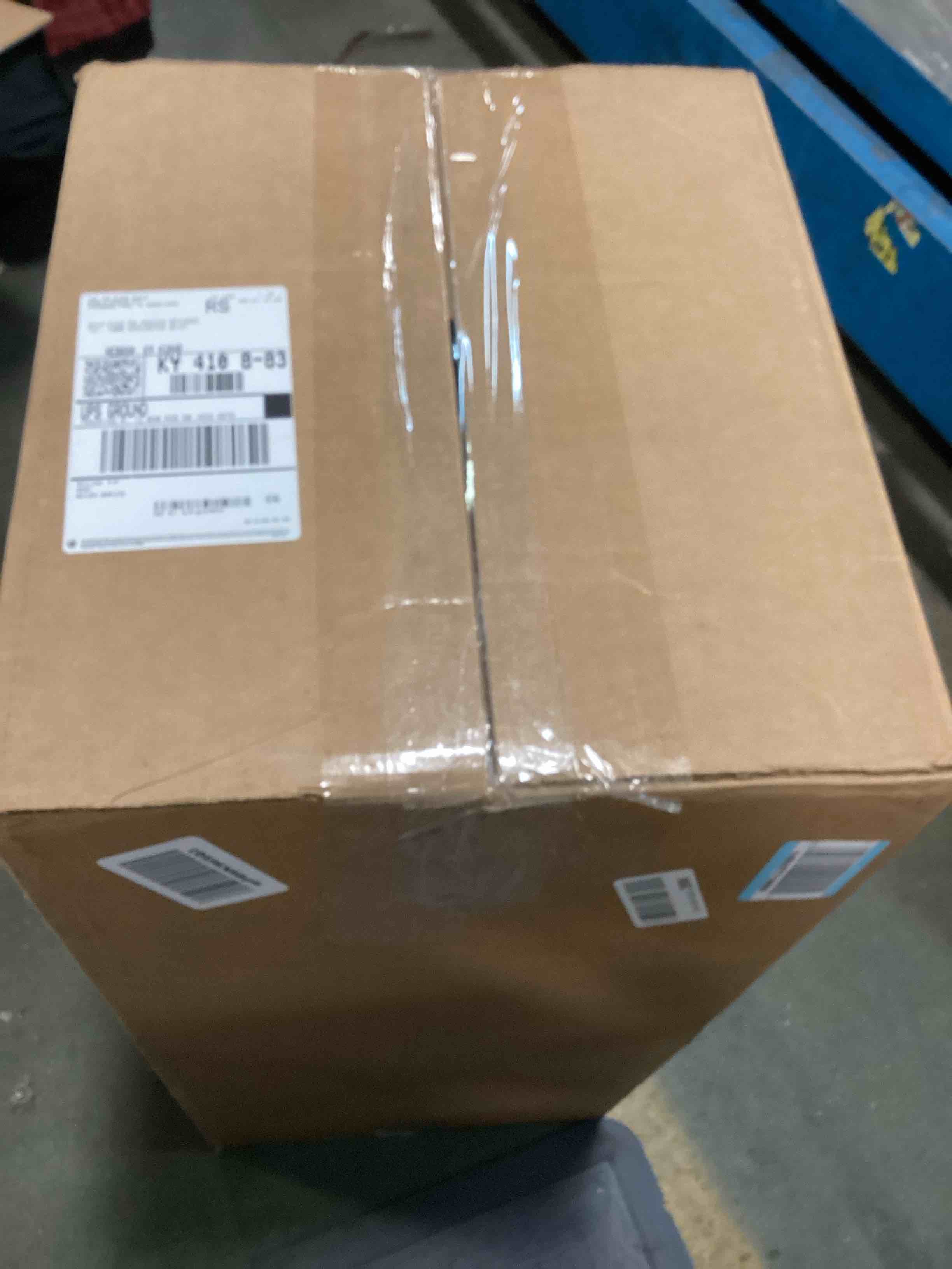 https://s3.amazonaws.com/lotting-images-prod/bidfta/RED5297510_1703772686214.jpeg