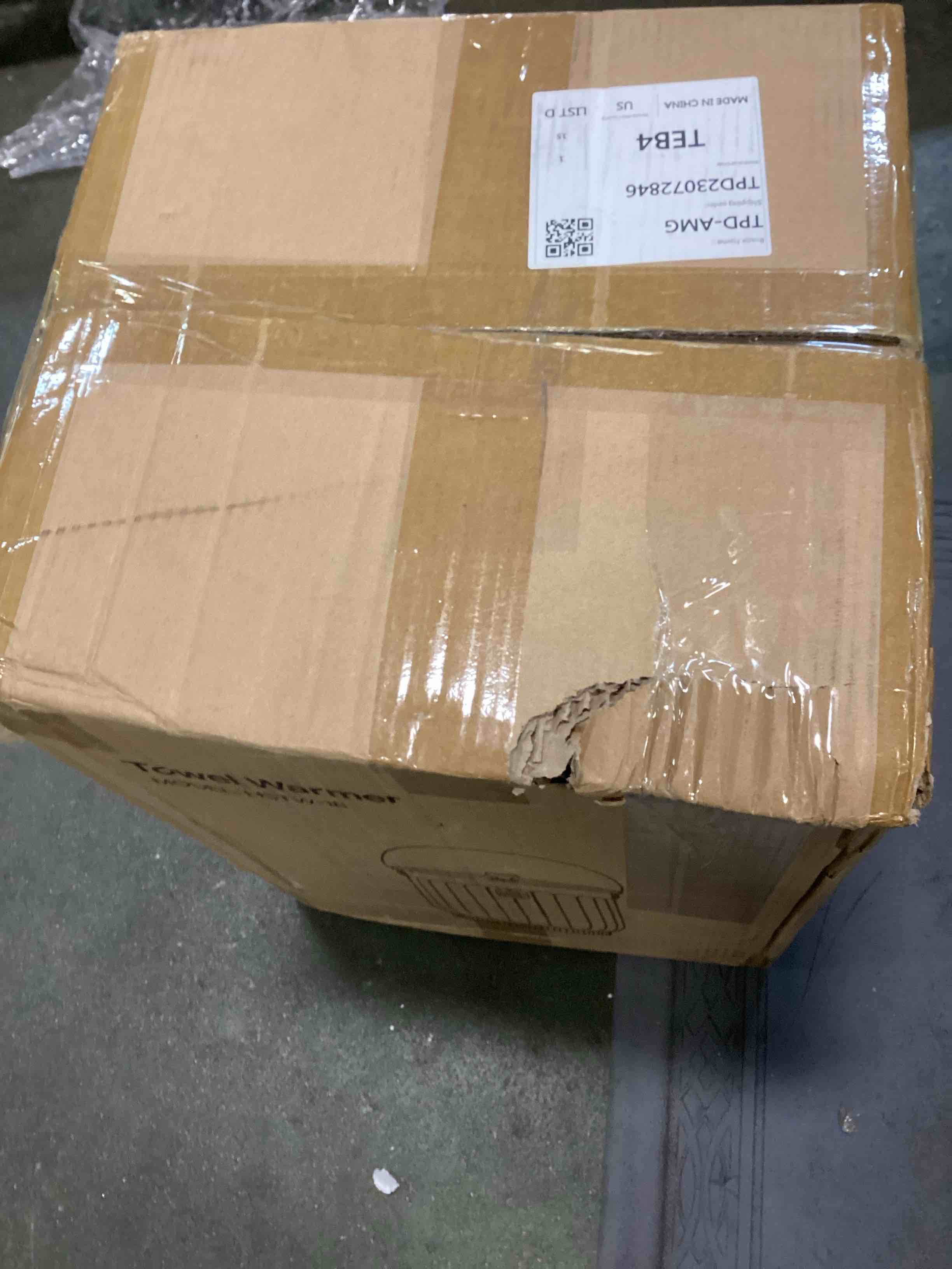 https://s3.amazonaws.com/lotting-images-prod/bidfta/RED5297597_1703787175728.jpeg