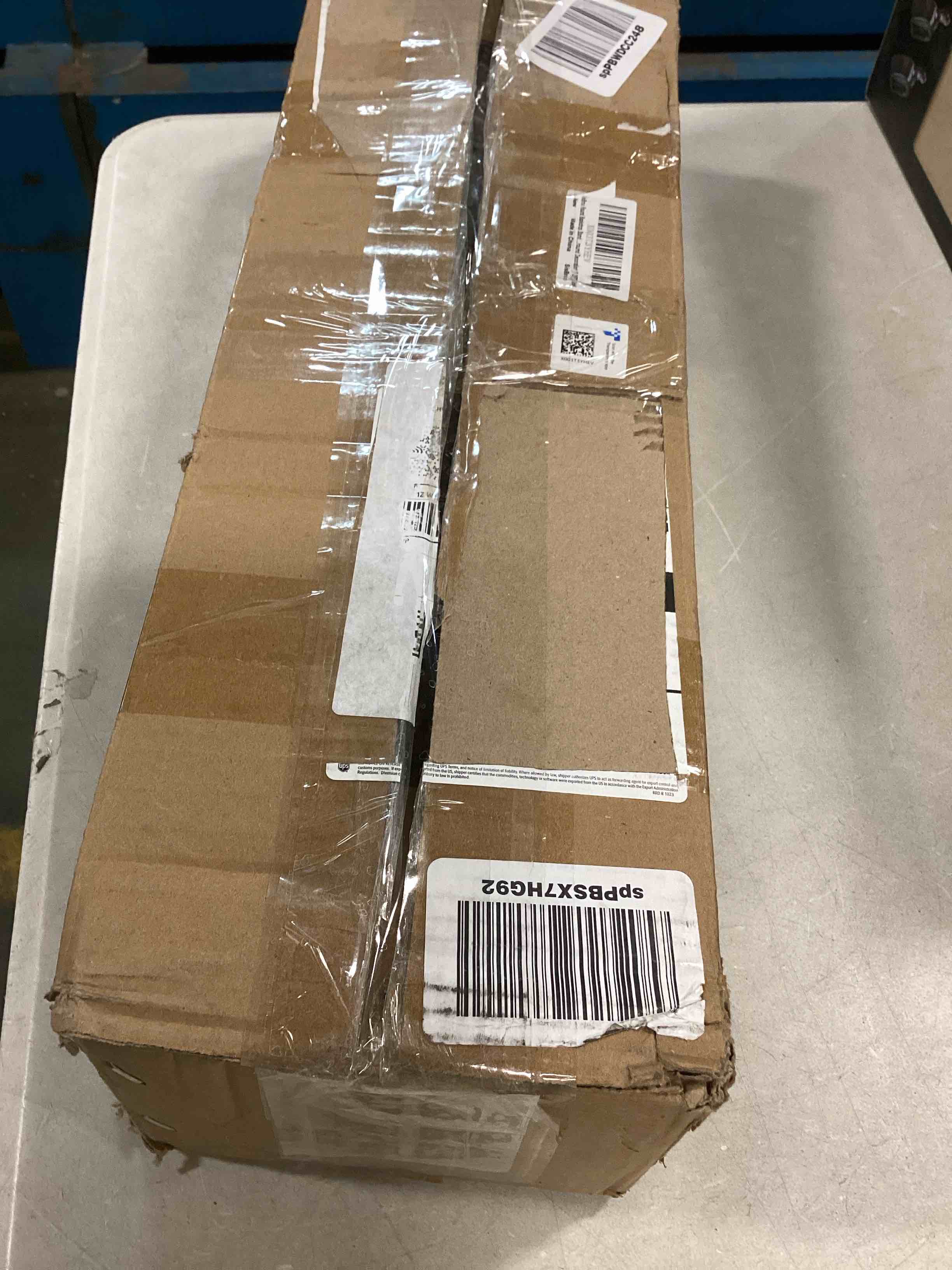 https://s3.amazonaws.com/lotting-images-prod/bidfta/RED5297736_1704201996726.jpeg