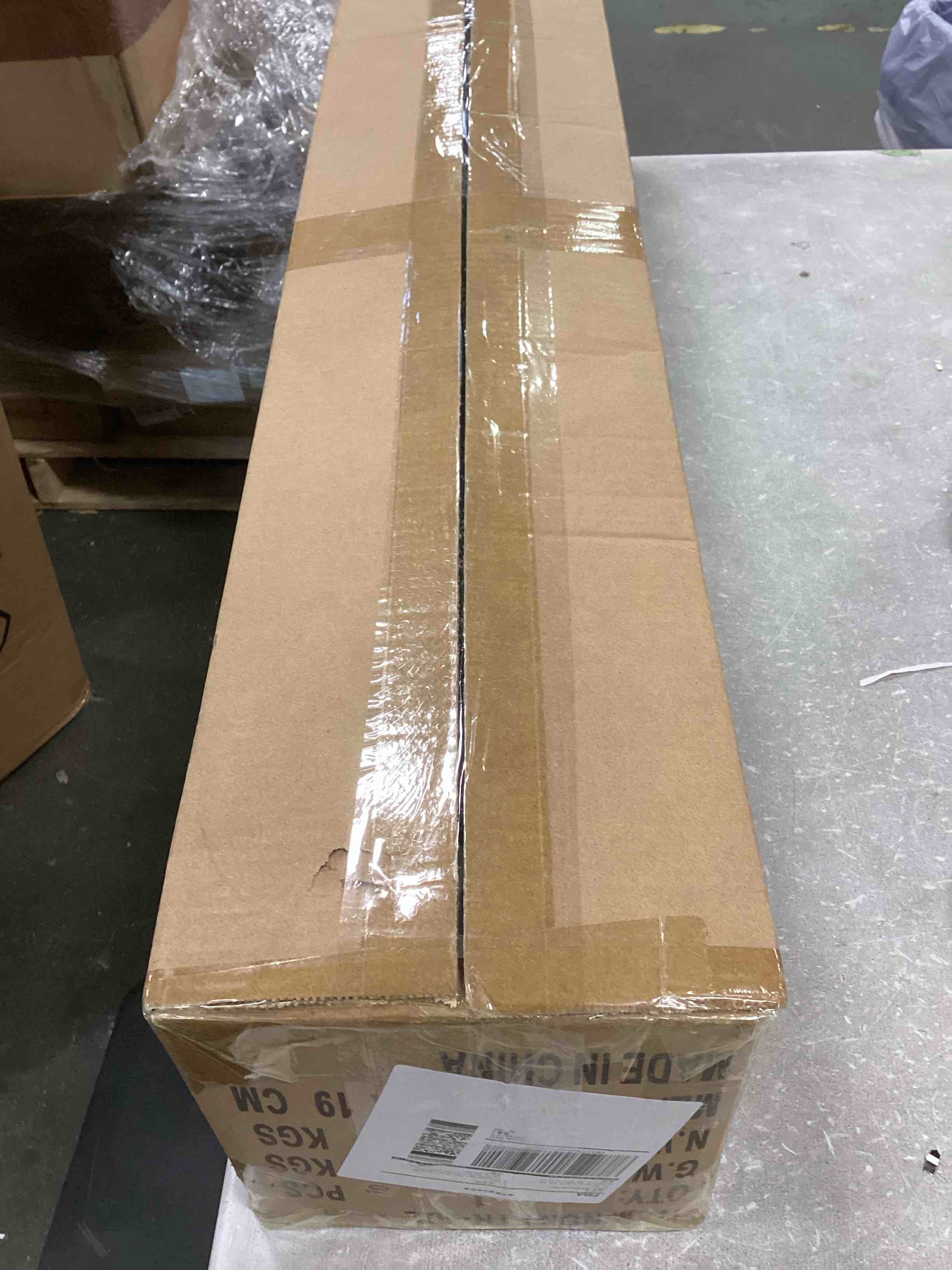 https://s3.amazonaws.com/lotting-images-prod/bidfta/RED5297954_1704287934675.jpeg