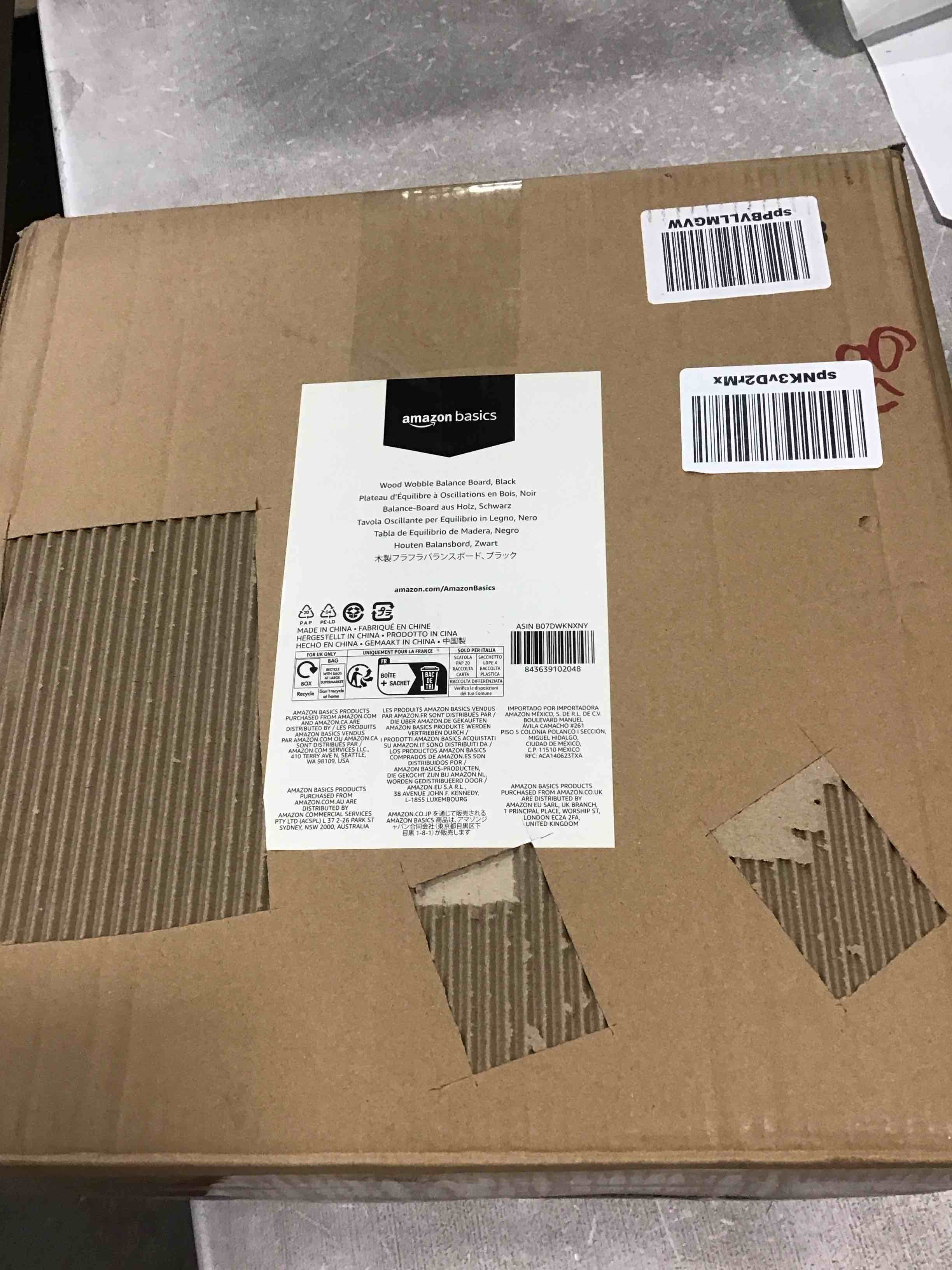 https://s3.amazonaws.com/lotting-images-prod/bidfta/RED5298111_1704311380306.jpeg