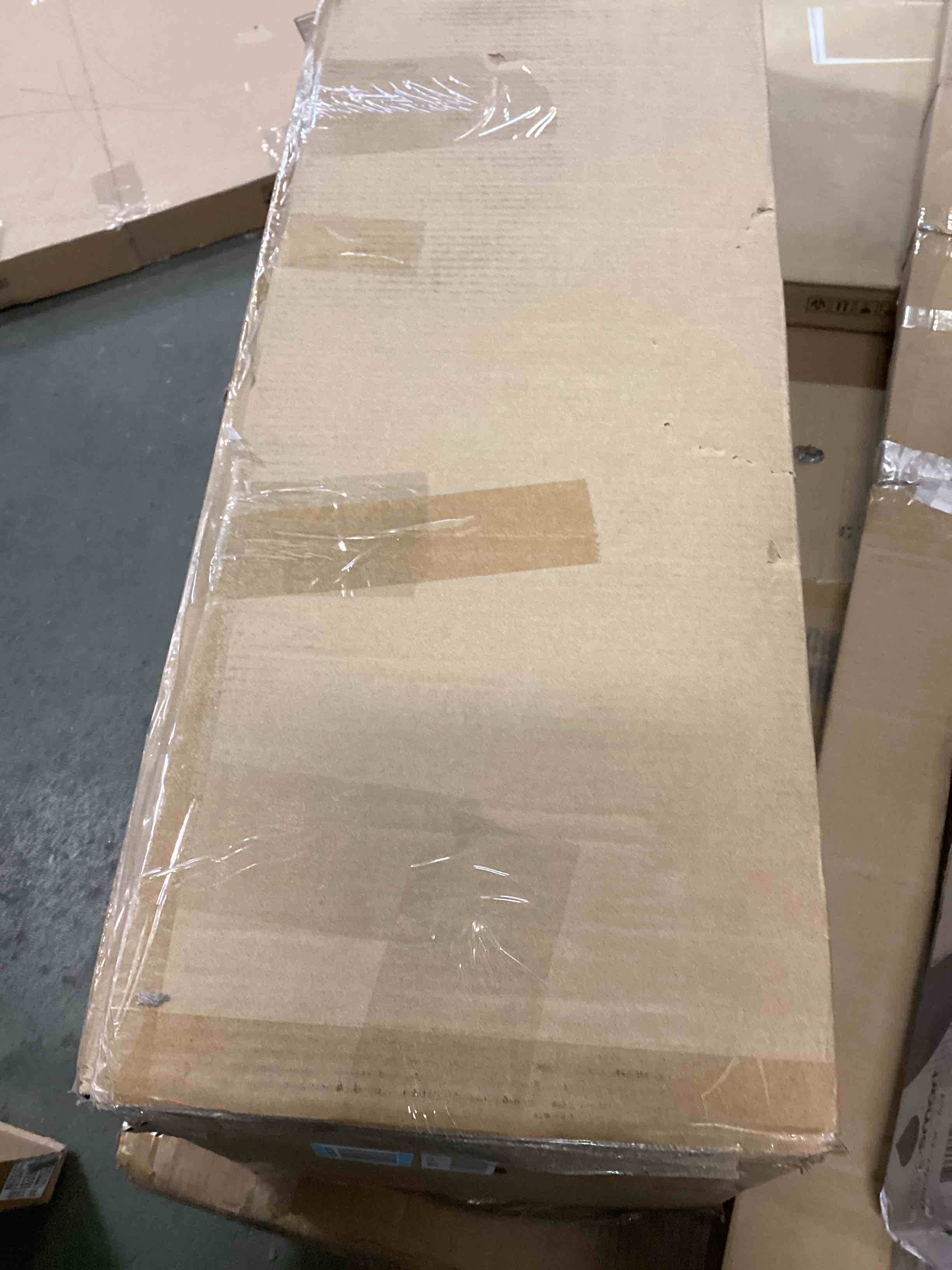 https://s3.amazonaws.com/lotting-images-prod/bidfta/RED5298347_1704400692140.jpeg
