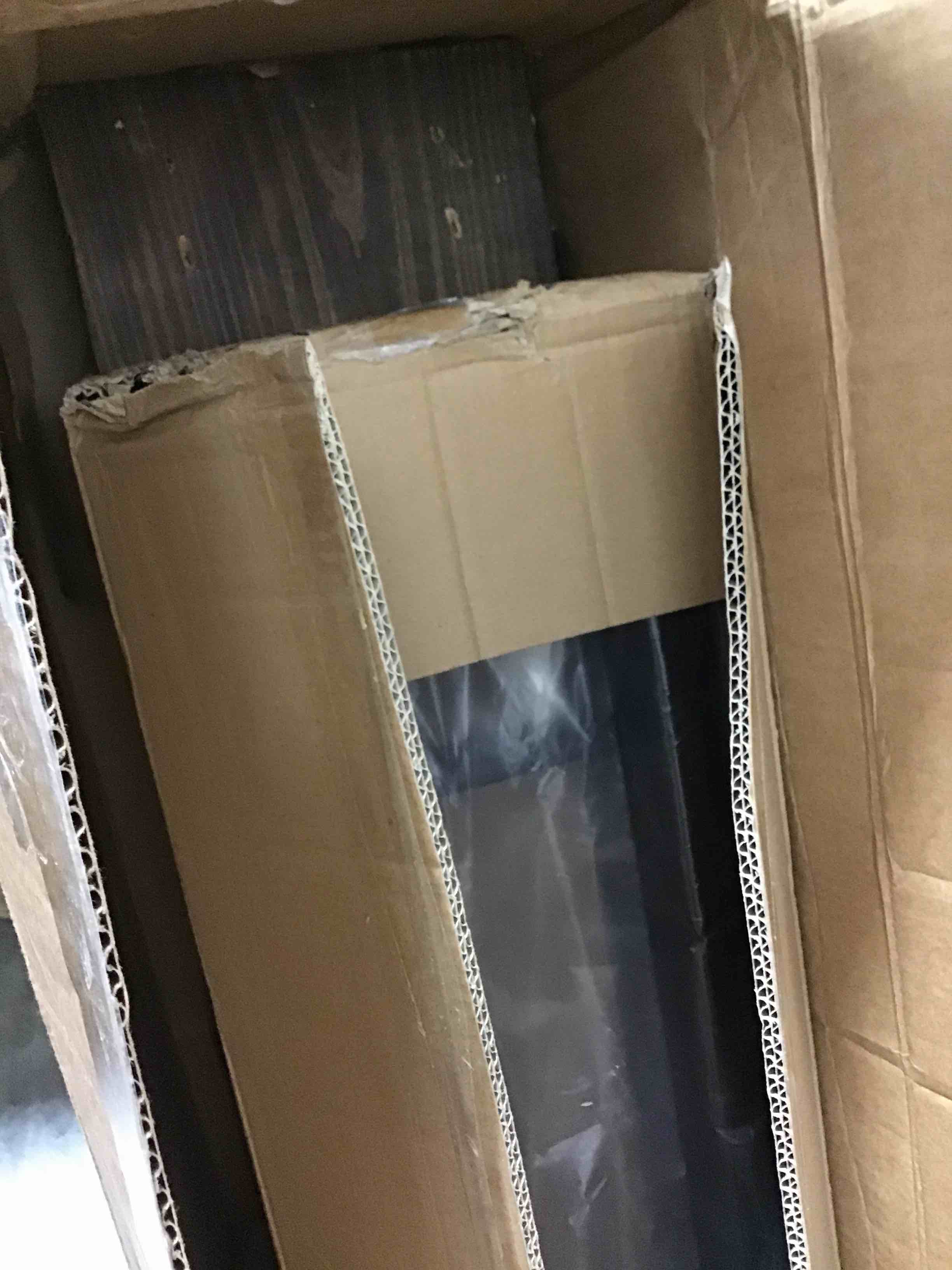 https://s3.amazonaws.com/lotting-images-prod/bidfta/RED5300981_1697651859962.jpeg