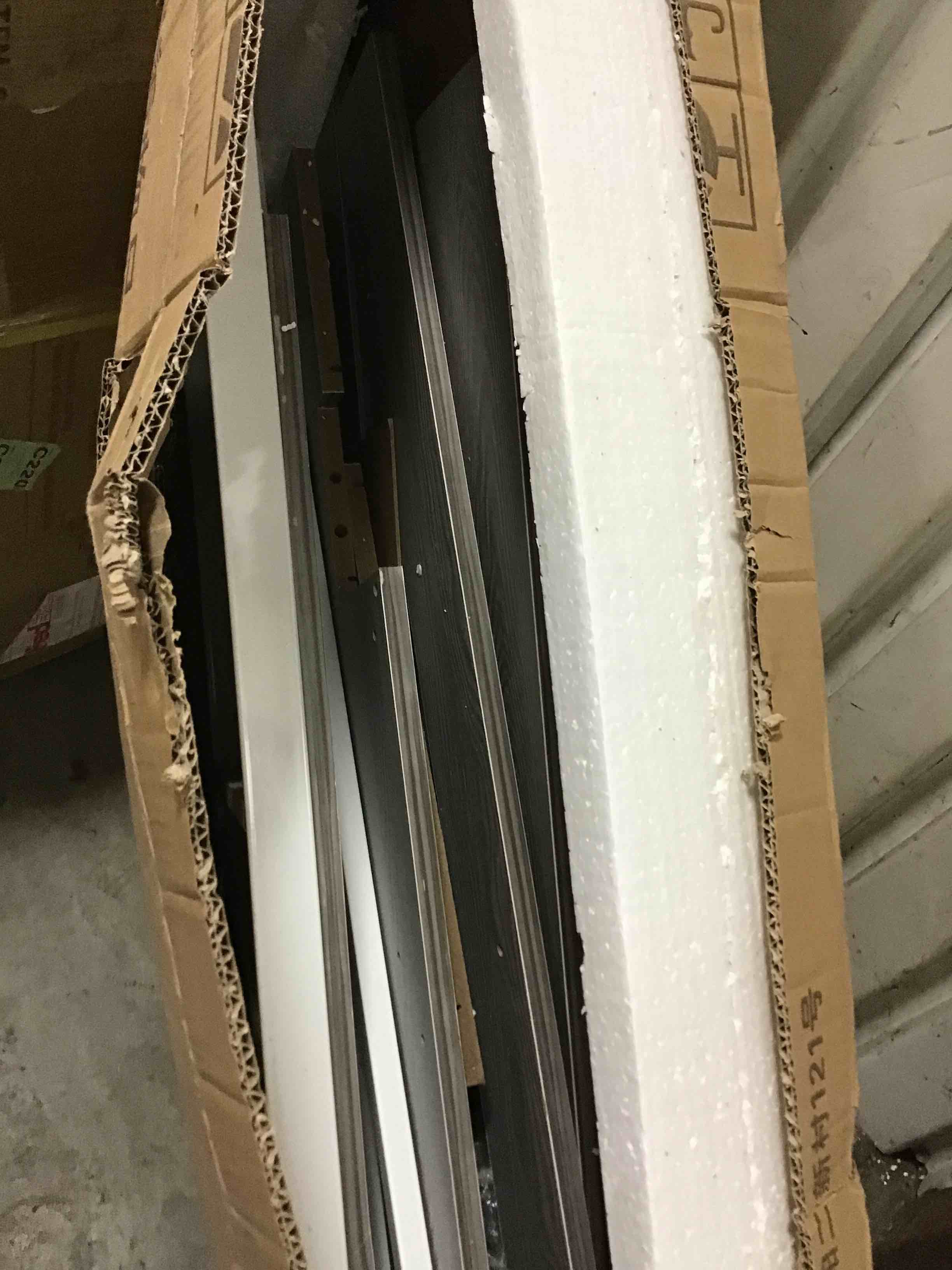https://s3.amazonaws.com/lotting-images-prod/bidfta/RED5300985_1697653327537.jpeg