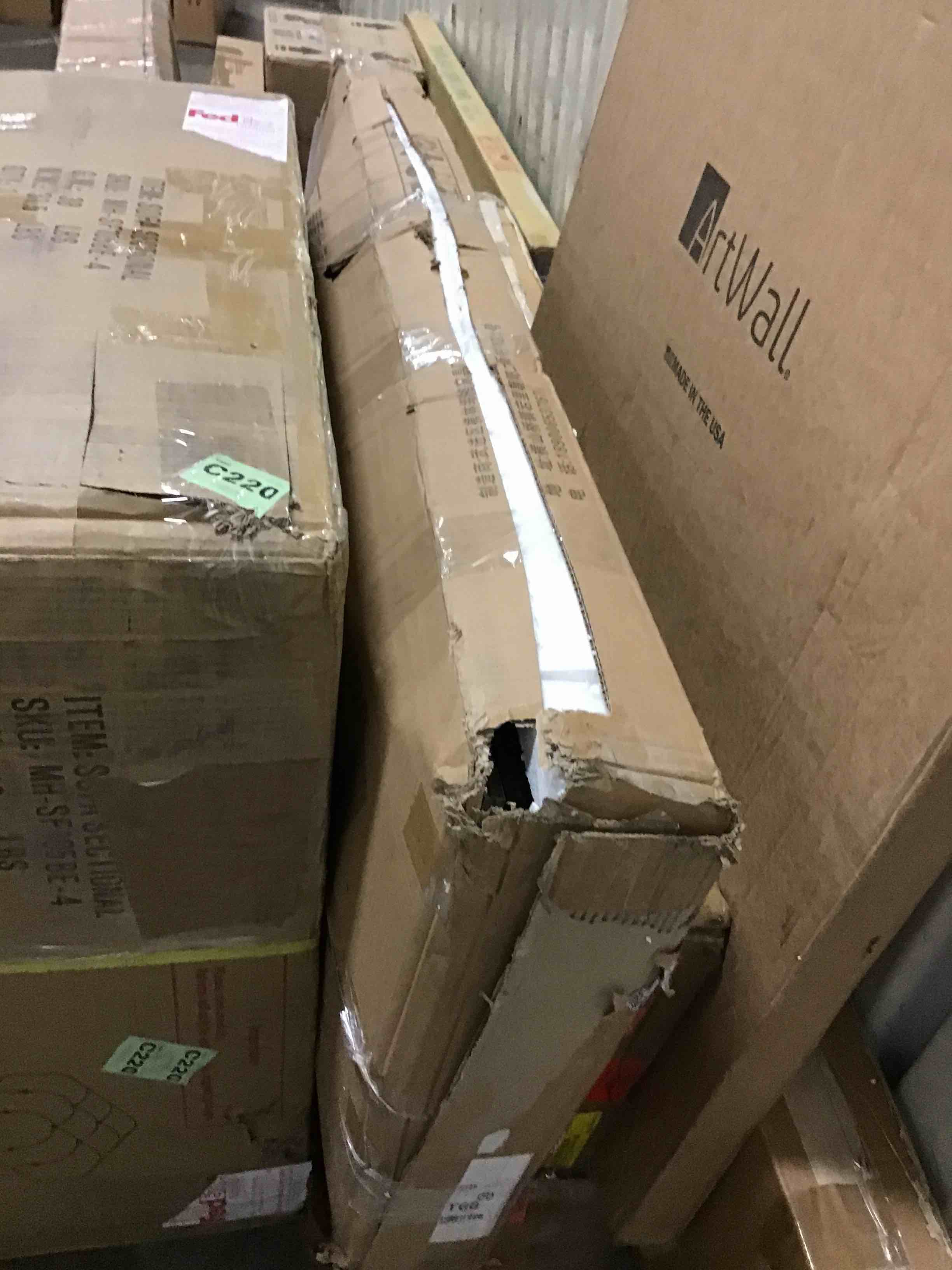 https://s3.amazonaws.com/lotting-images-prod/bidfta/RED5300985_1697653357731.jpeg