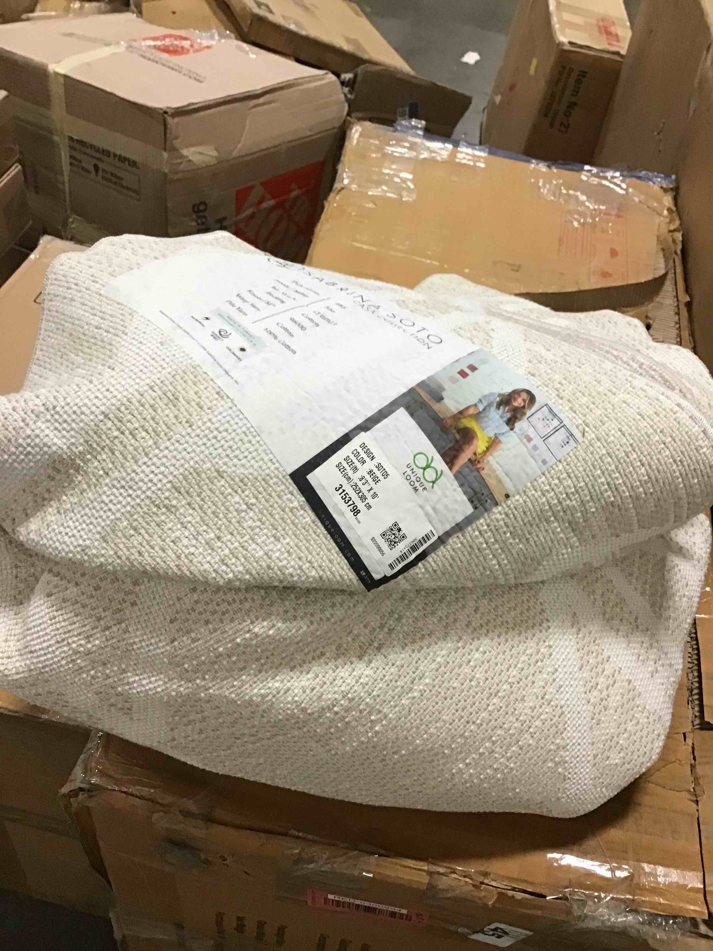 https://s3.amazonaws.com/lotting-images-prod/bidfta/RED5300995_1697657951481.jpeg
