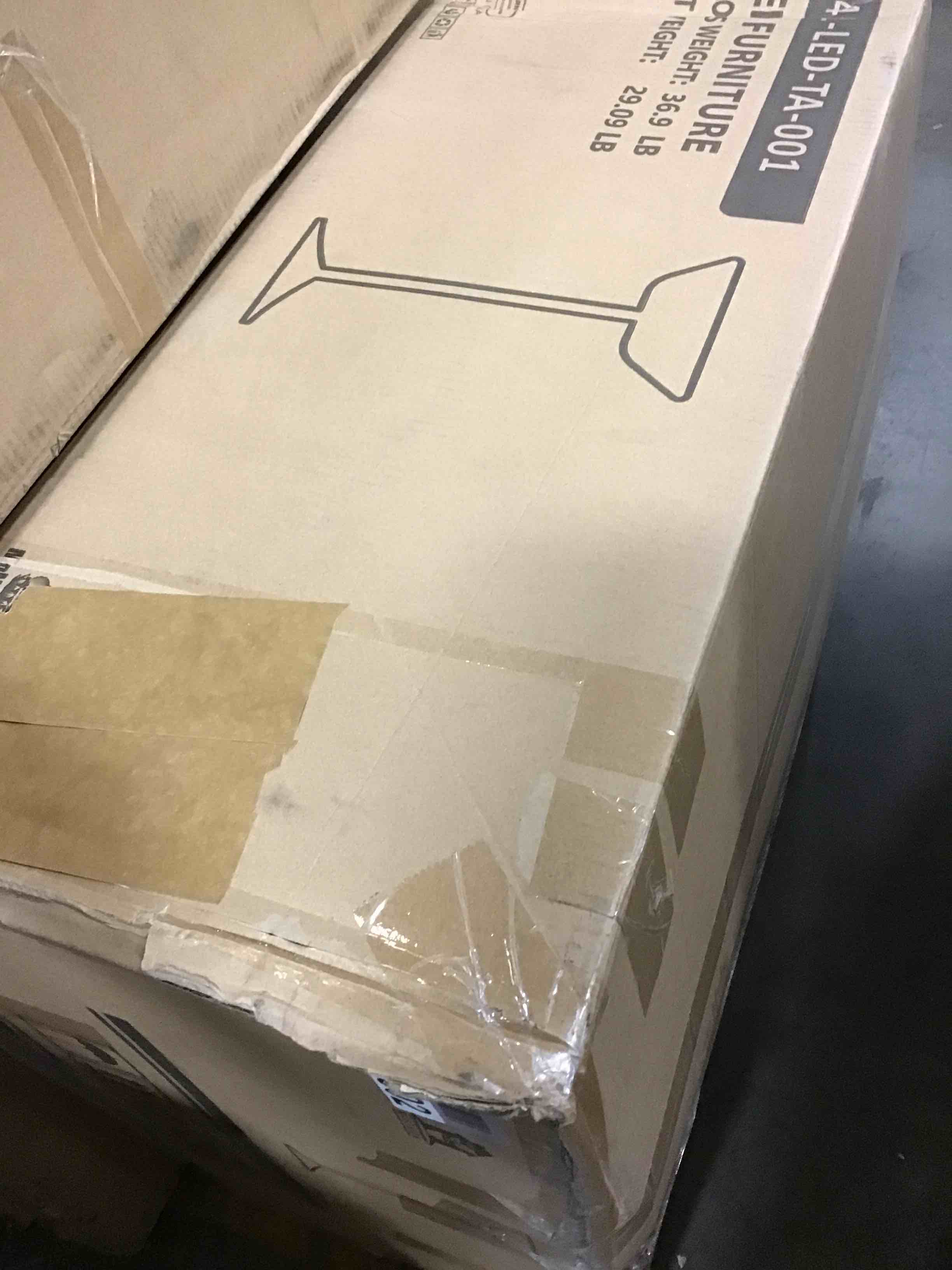 https://s3.amazonaws.com/lotting-images-prod/bidfta/RED5303063_1698163905718.jpeg