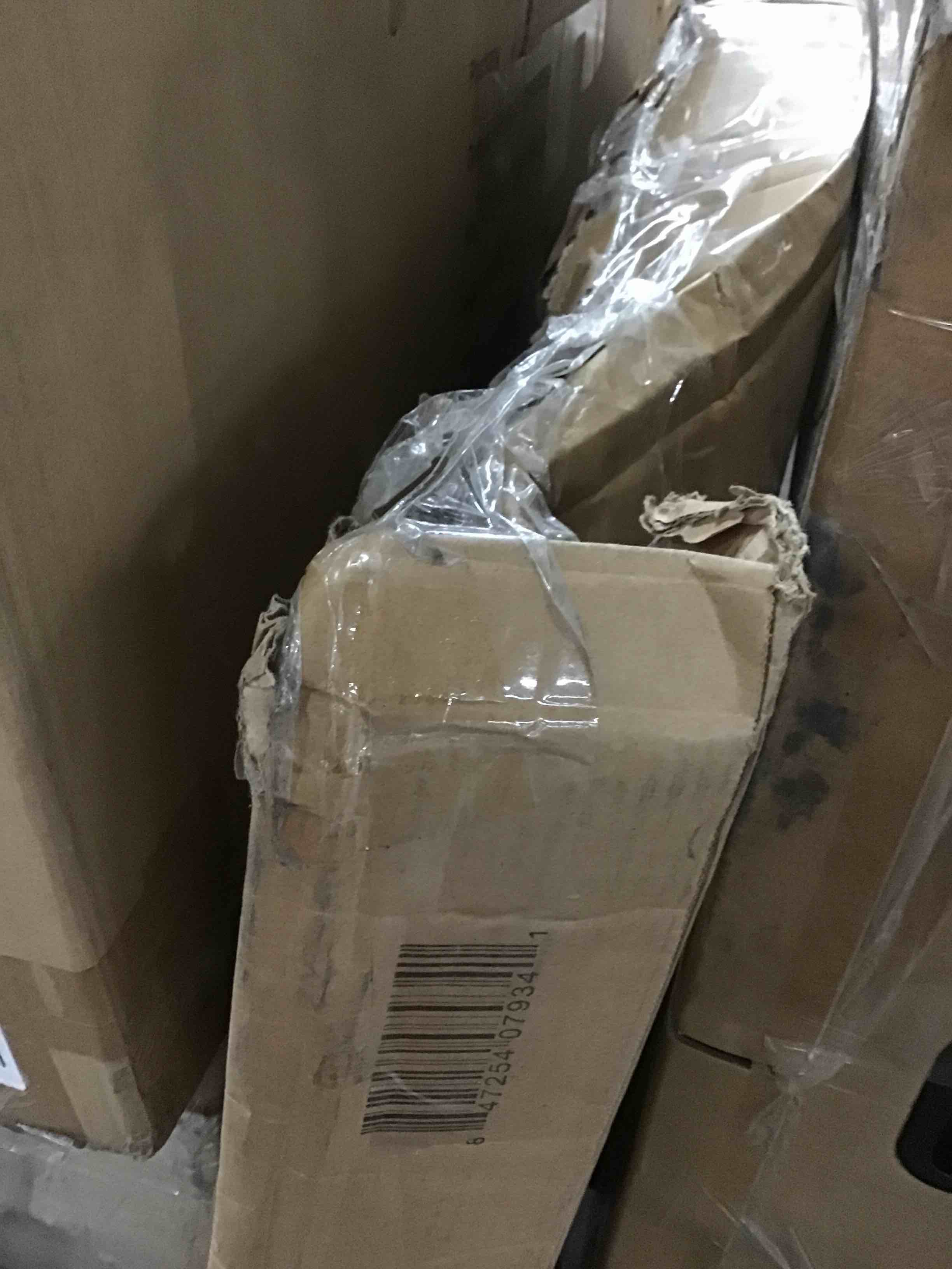 https://s3.amazonaws.com/lotting-images-prod/bidfta/RED5304175_1700596236873.jpeg