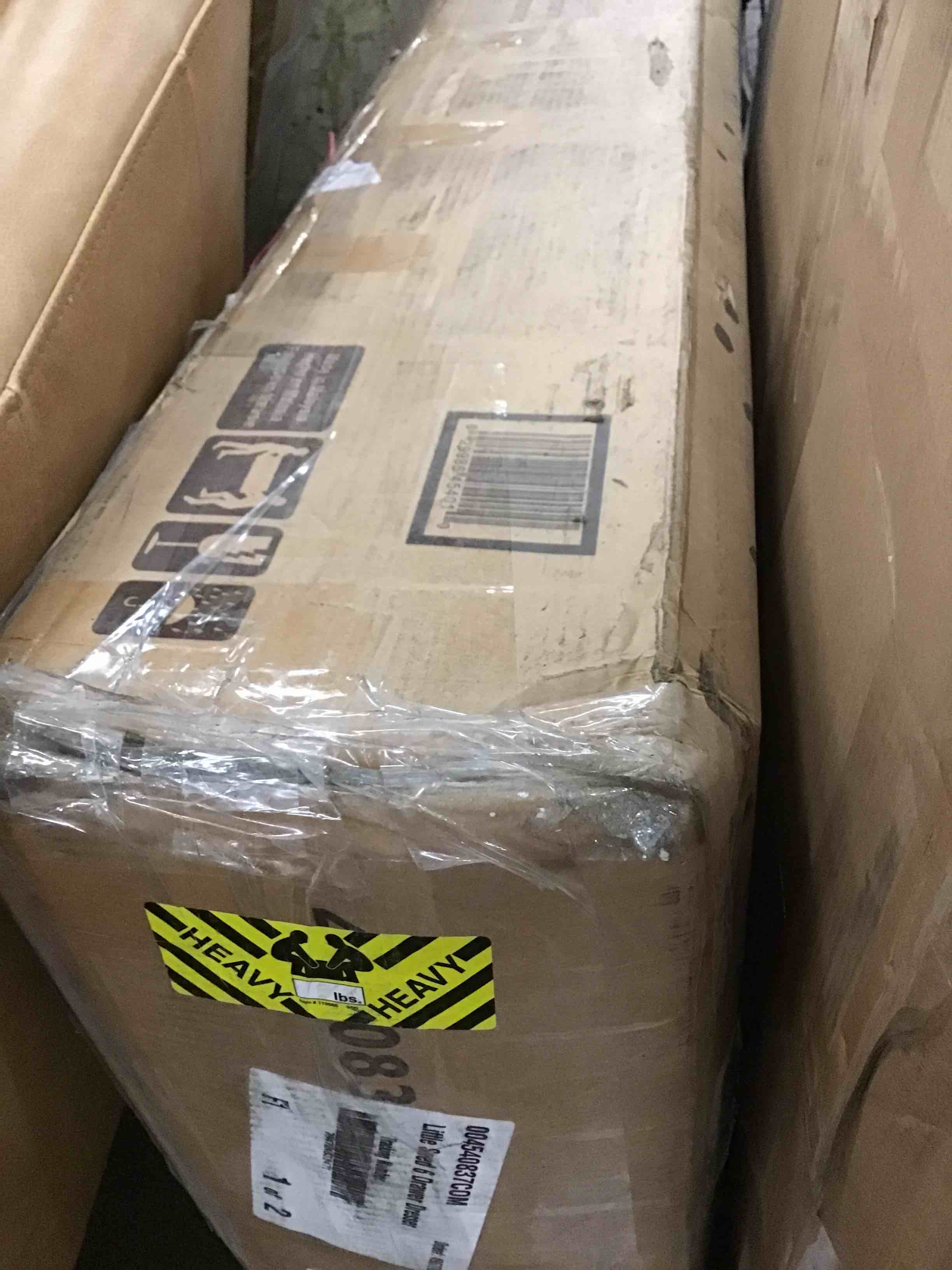 https://s3.amazonaws.com/lotting-images-prod/bidfta/RED5304192_1700603227981.jpeg