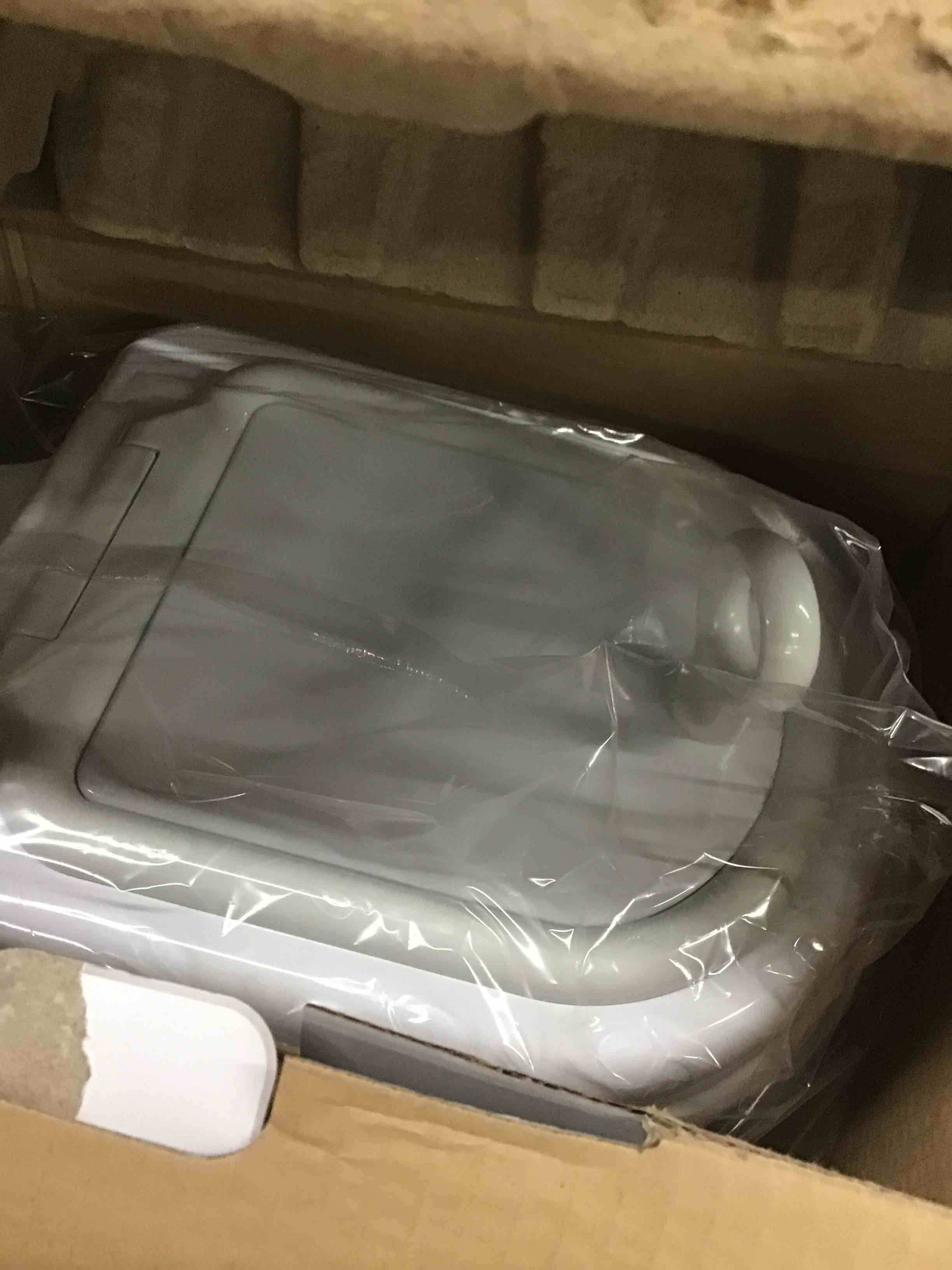 https://s3.amazonaws.com/lotting-images-prod/bidfta/RED5304725_1706632508177.jpeg
