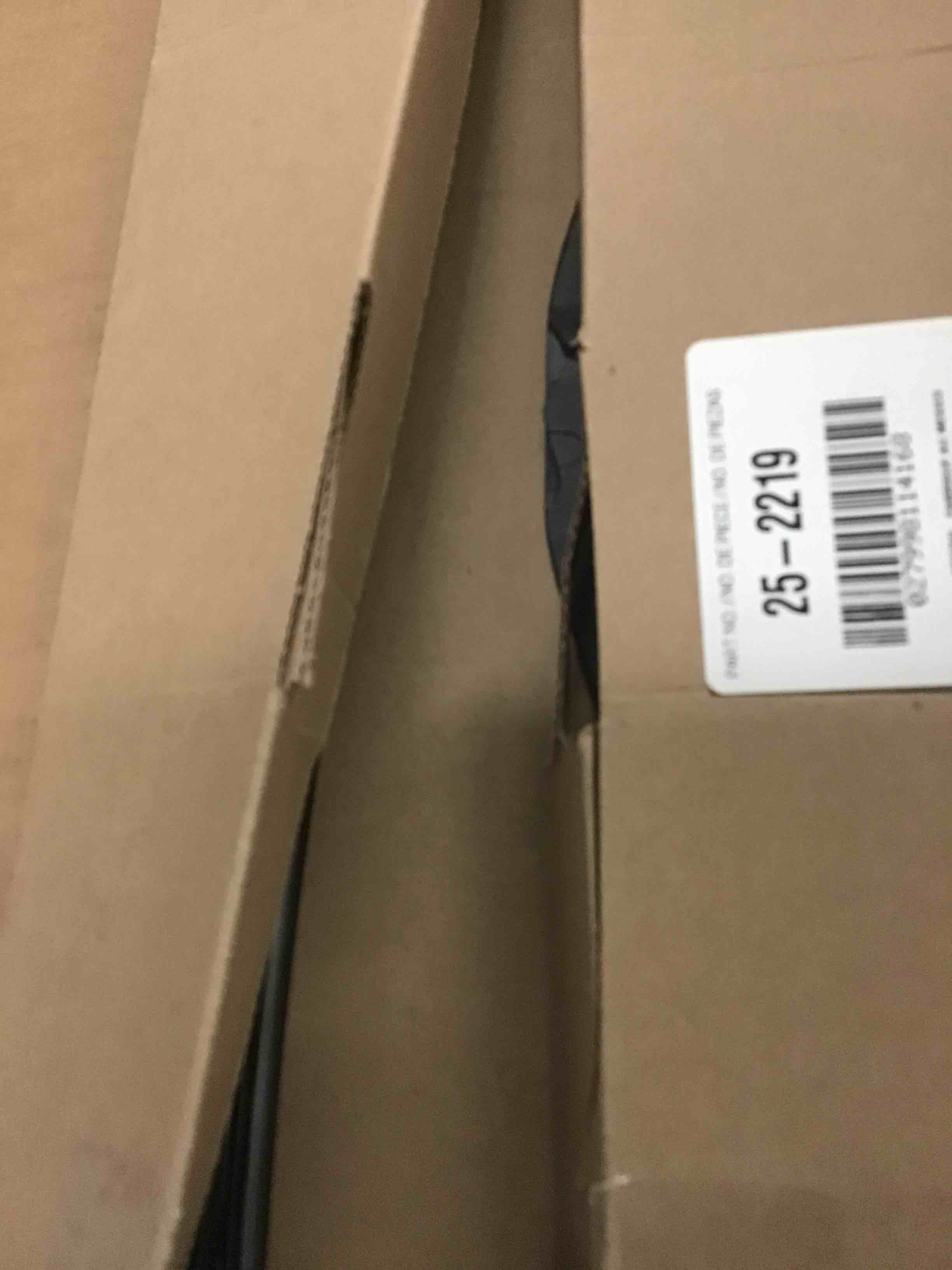 https://s3.amazonaws.com/lotting-images-prod/bidfta/RED5304726_1706632579532.jpeg
