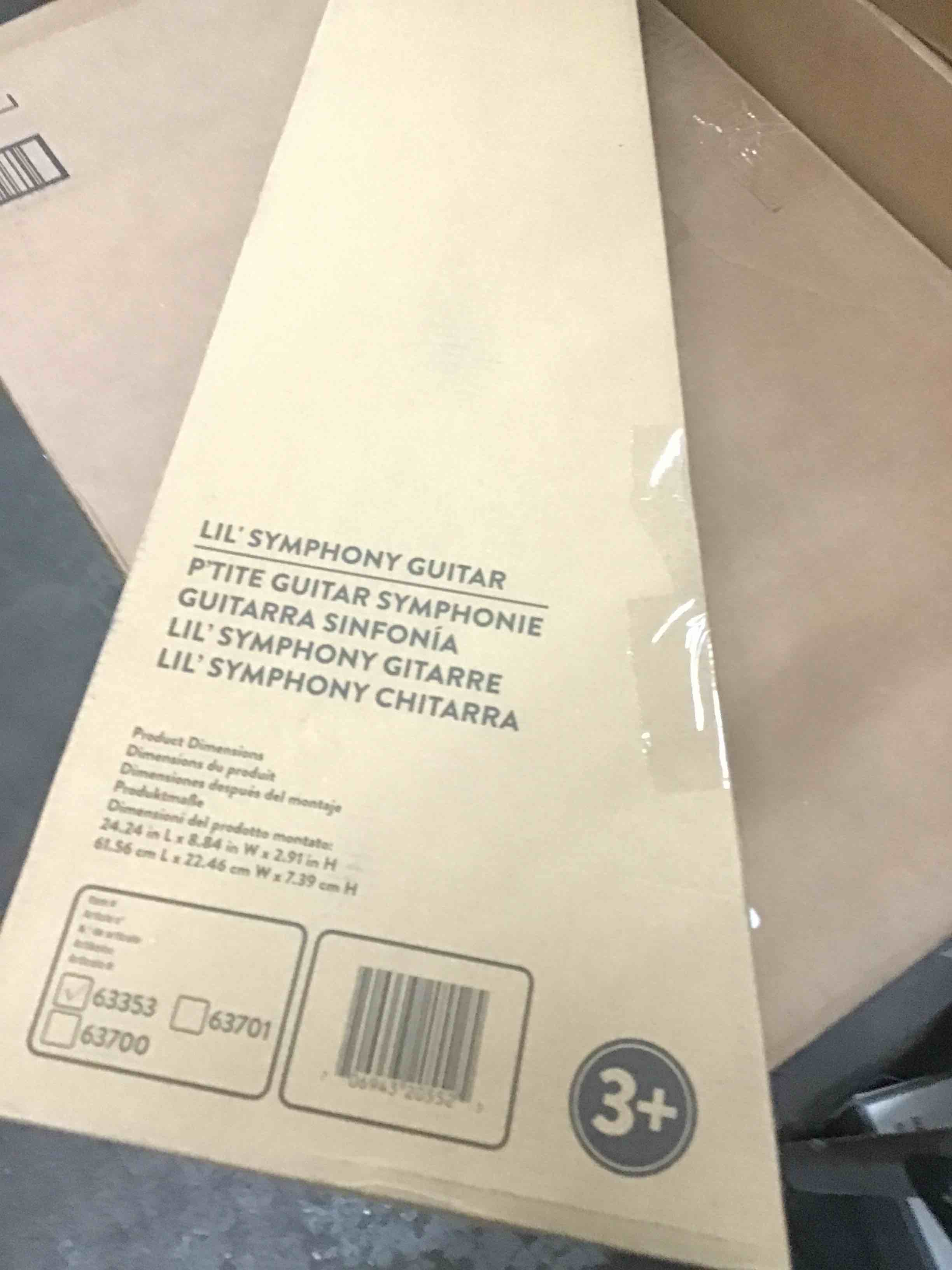 https://s3.amazonaws.com/lotting-images-prod/bidfta/RED5304727_1706632654123.jpeg