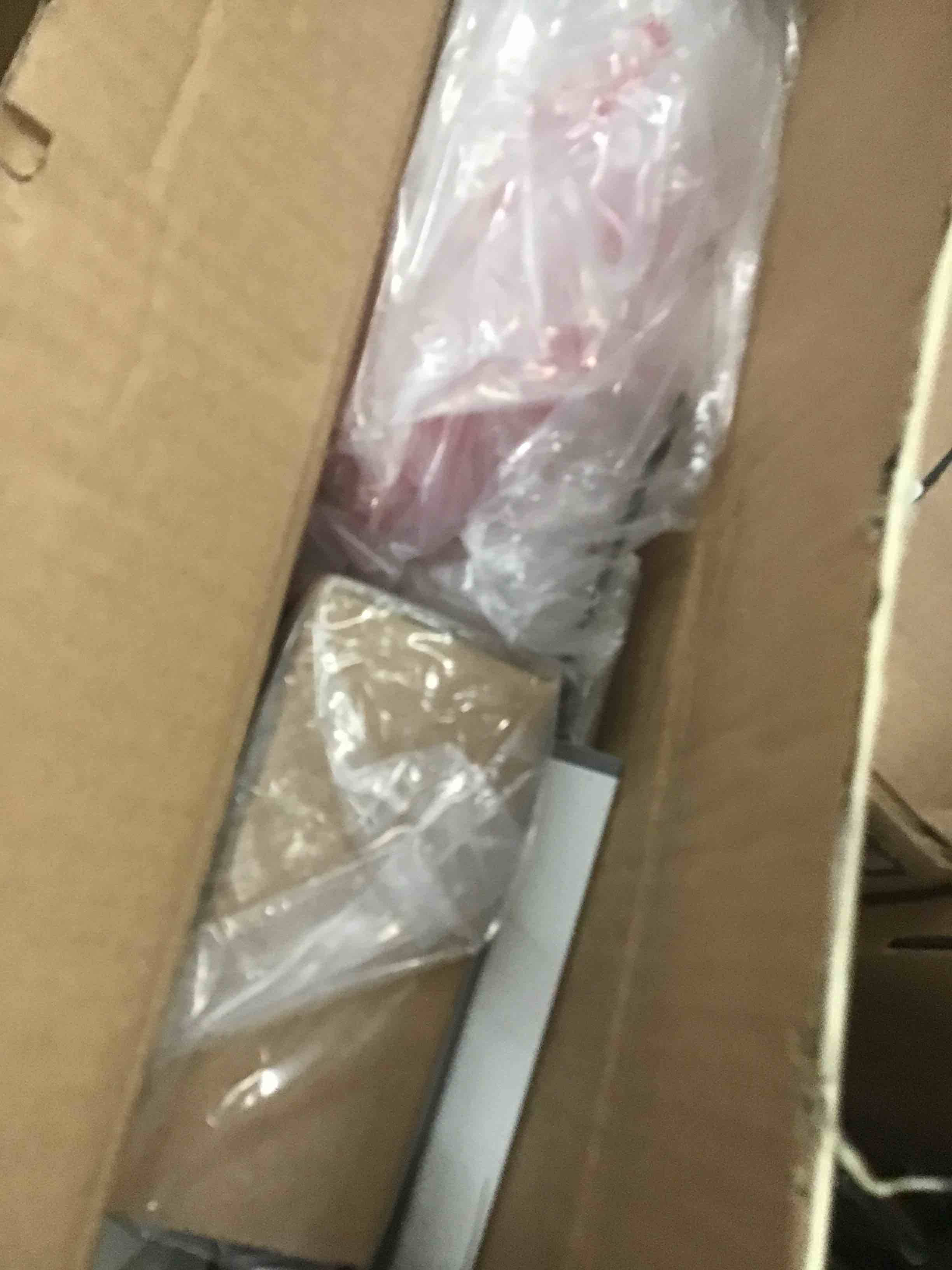 https://s3.amazonaws.com/lotting-images-prod/bidfta/RED5304731_1706633058549.jpeg