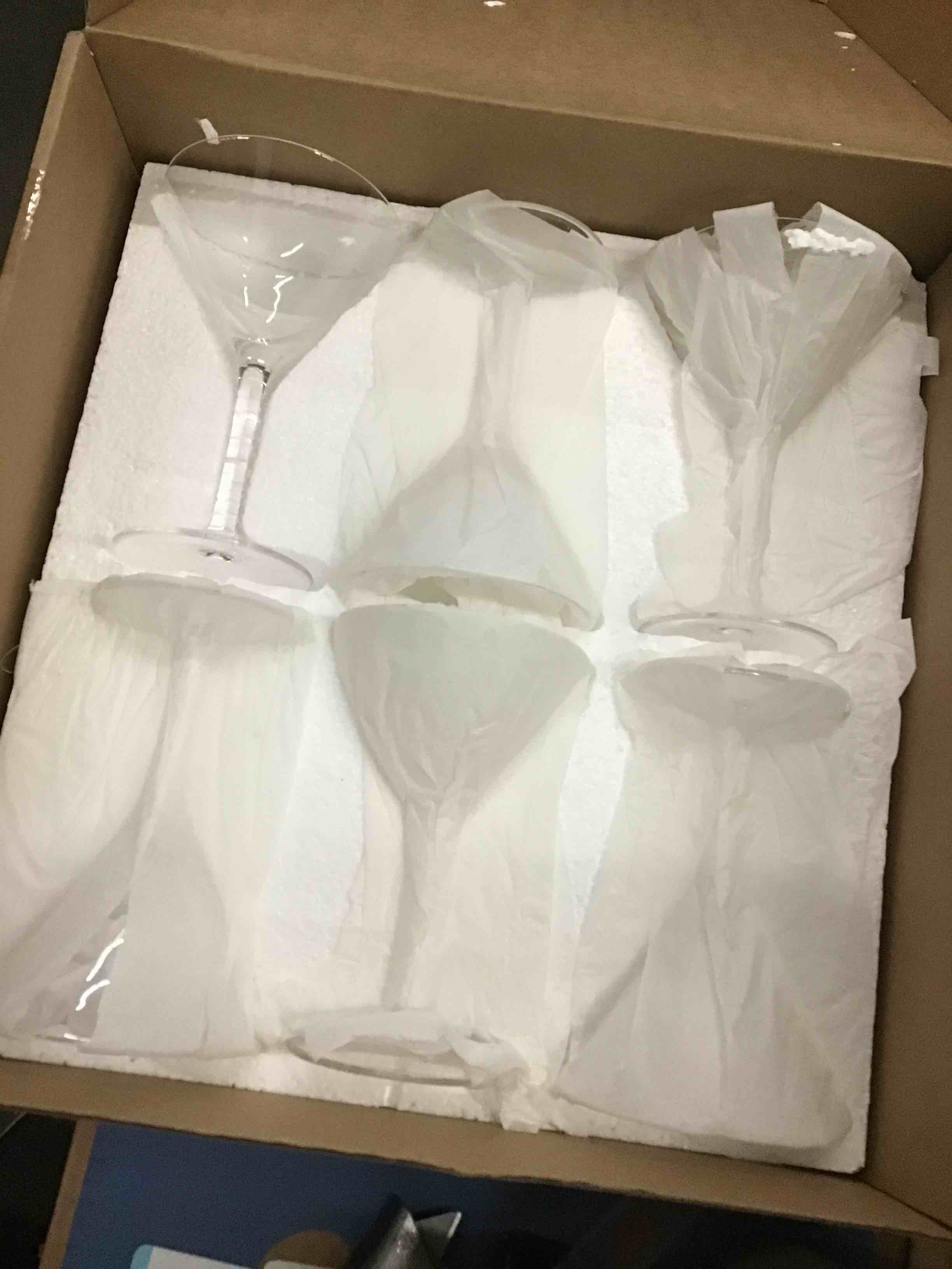 https://s3.amazonaws.com/lotting-images-prod/bidfta/RED5304733_1706633251082.jpeg