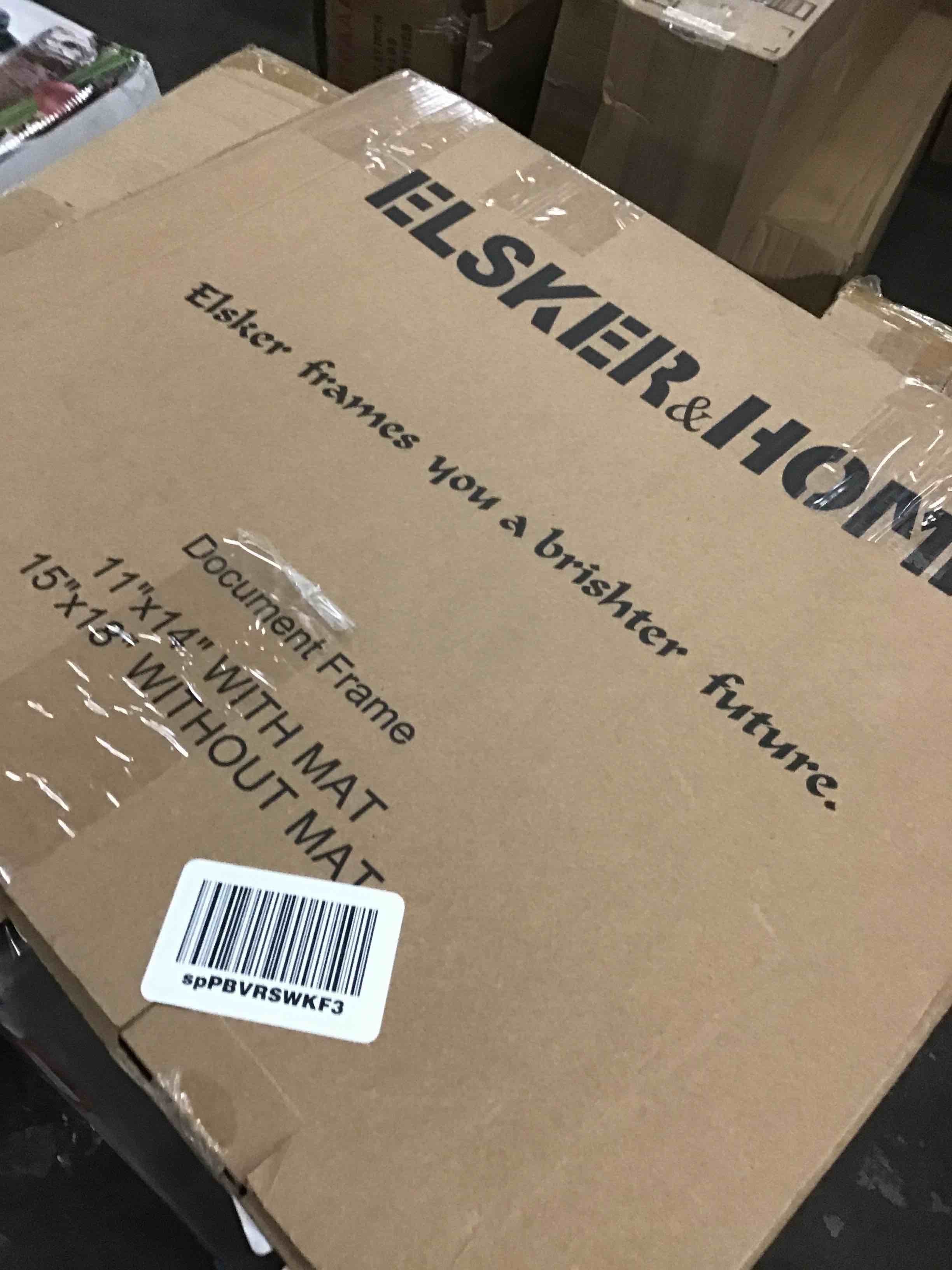 https://s3.amazonaws.com/lotting-images-prod/bidfta/RED5304742_1706636706589.jpeg