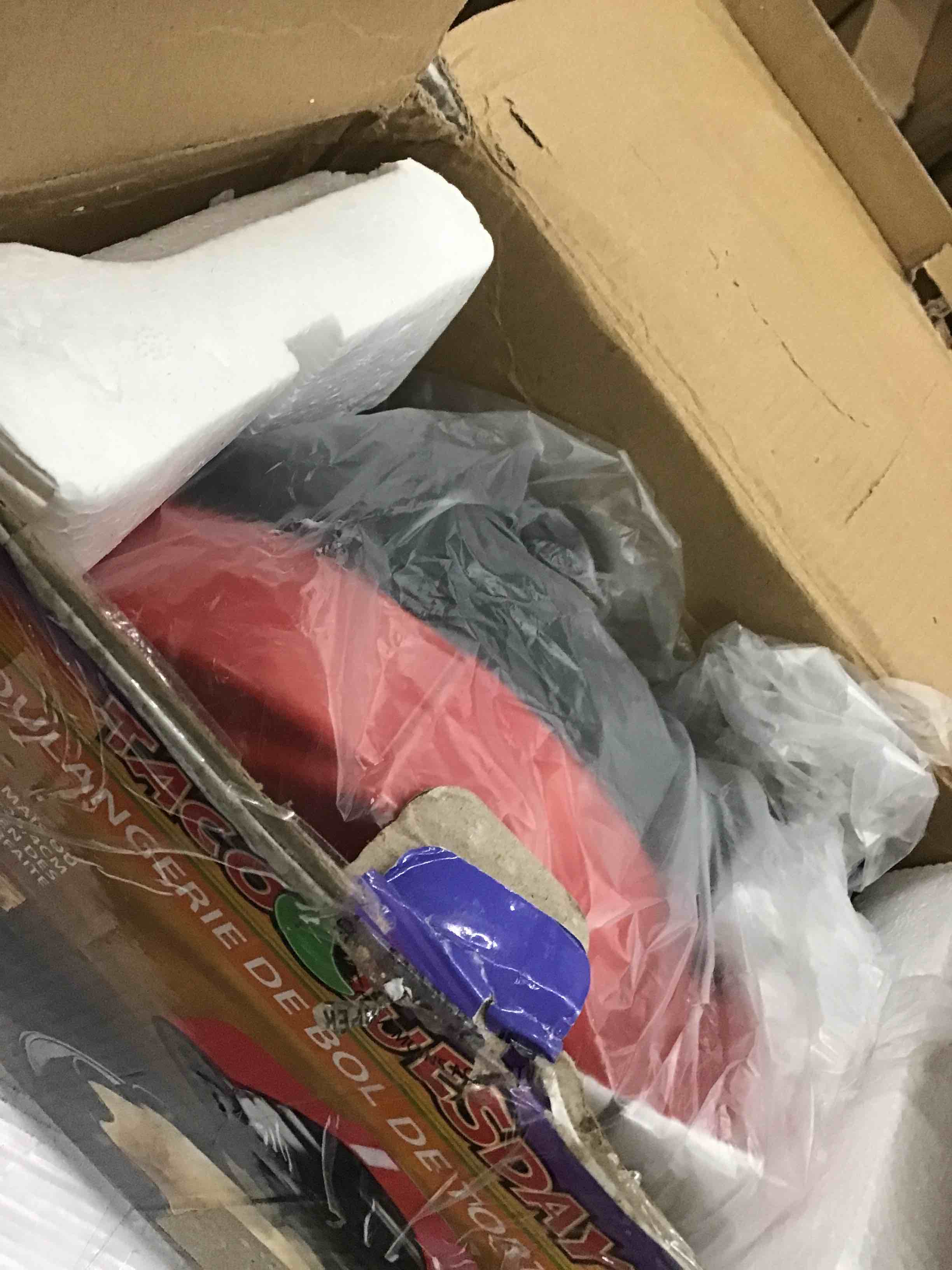 https://s3.amazonaws.com/lotting-images-prod/bidfta/RED5304748_1706637154587.jpeg