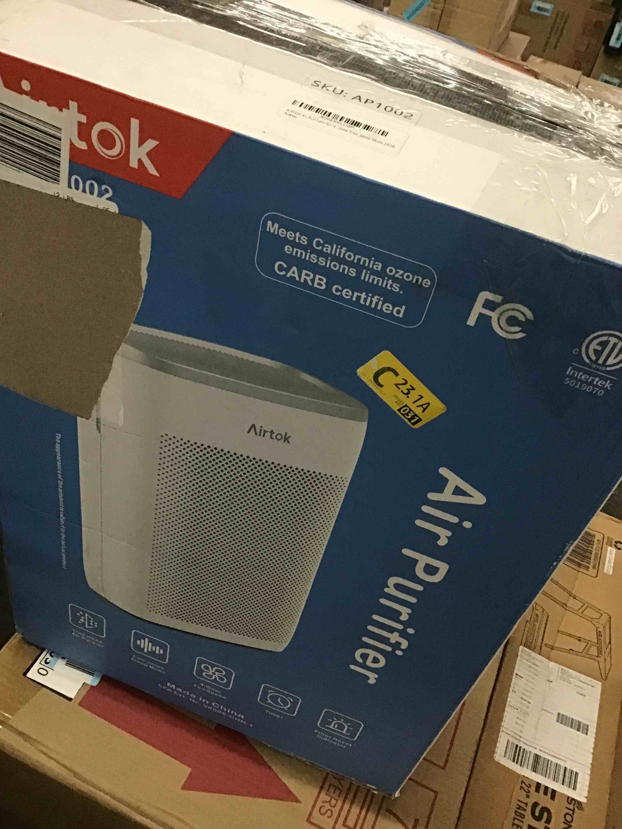 https://s3.amazonaws.com/lotting-images-prod/bidfta/RED5304798_1706646256623.jpeg