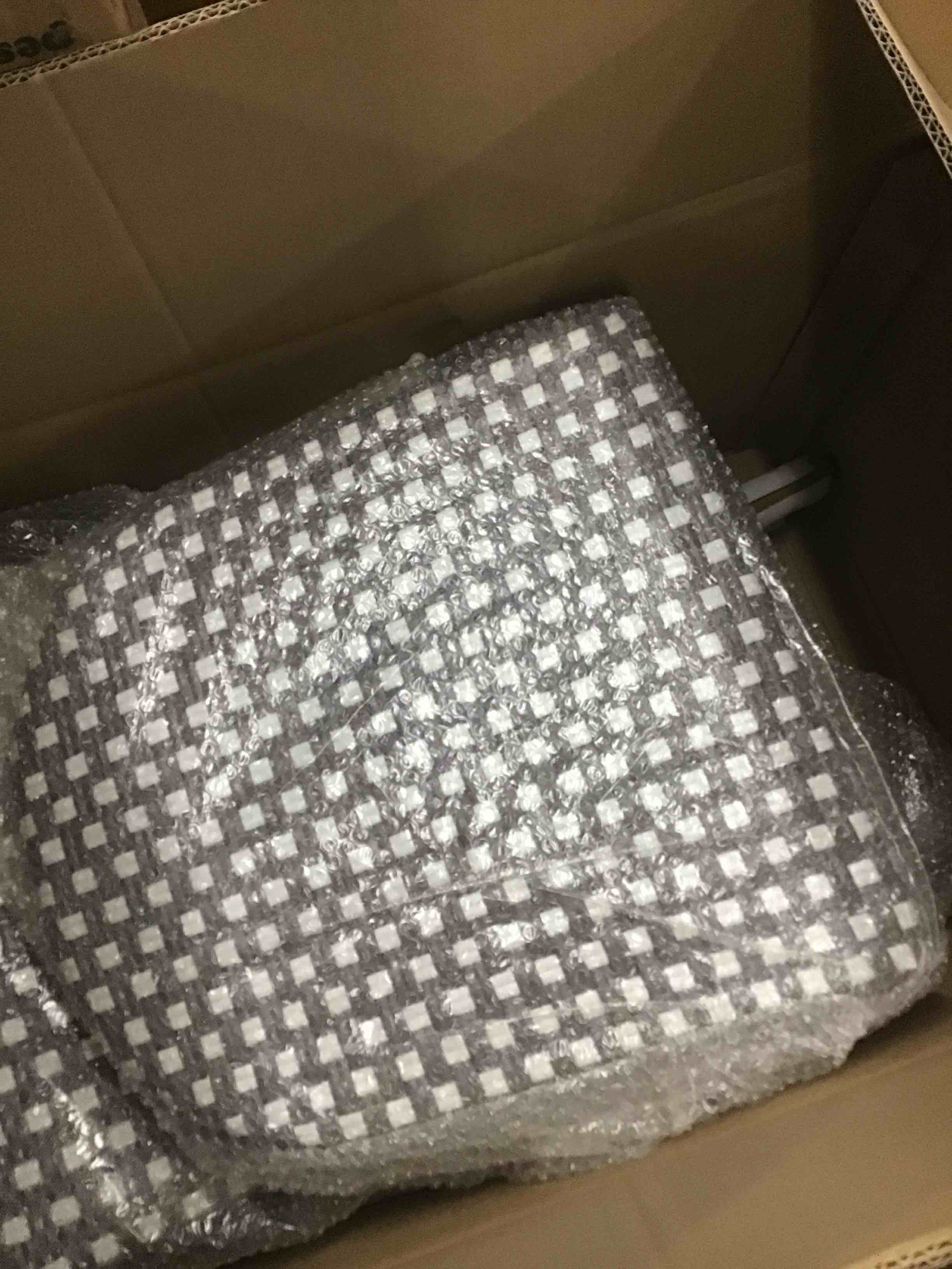 https://s3.amazonaws.com/lotting-images-prod/bidfta/RED5304799_1706646344090.jpeg