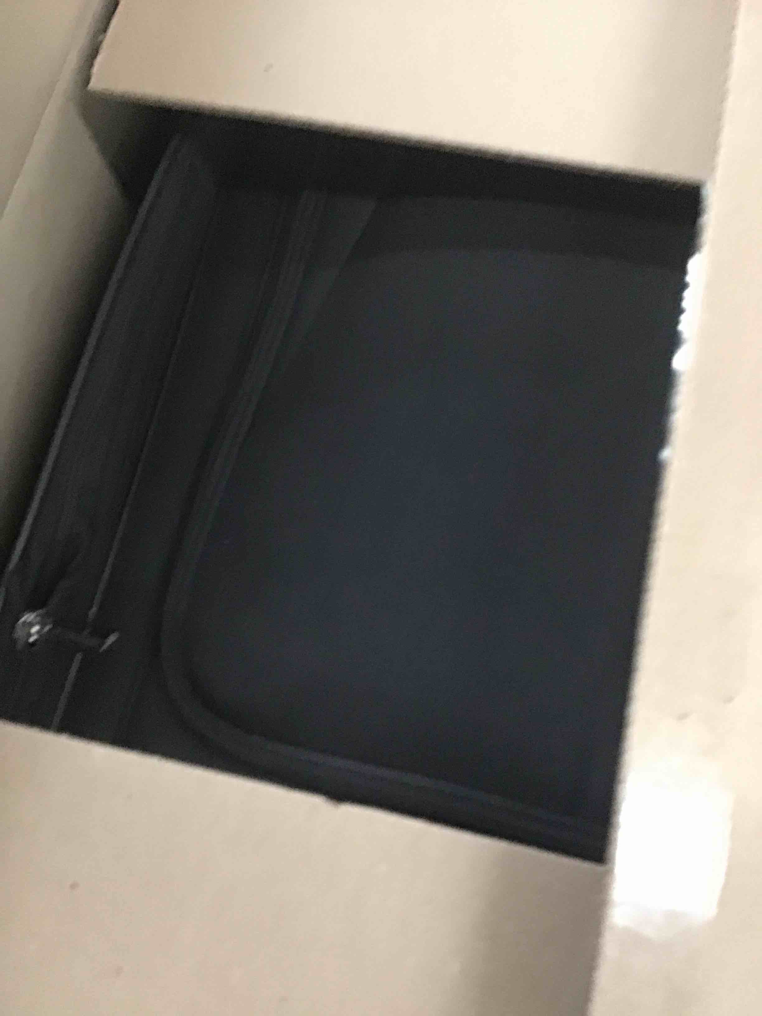 https://s3.amazonaws.com/lotting-images-prod/bidfta/RED5304803_1706646865076.jpeg