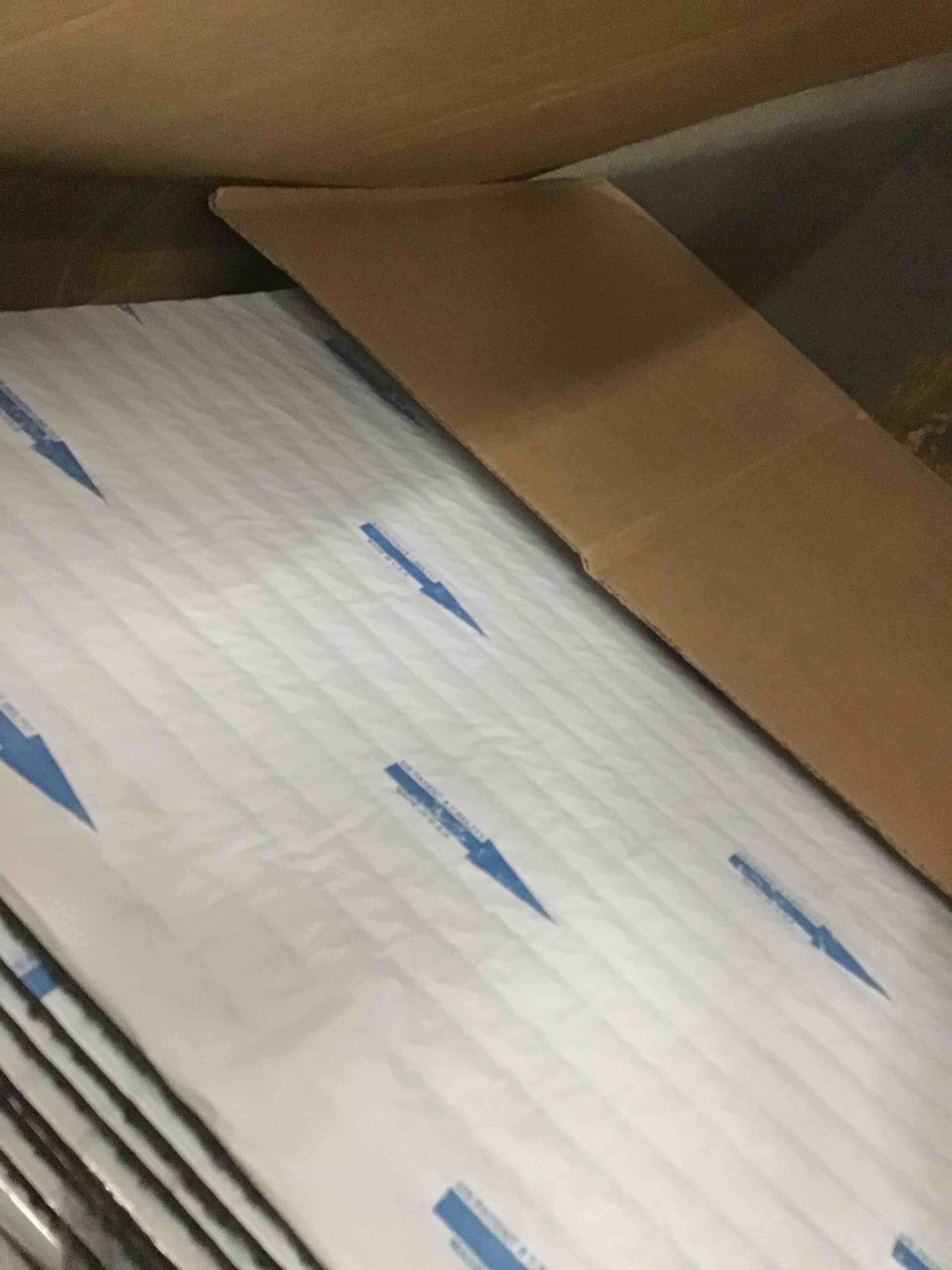 https://s3.amazonaws.com/lotting-images-prod/bidfta/RED5304815_1706648309867.jpeg