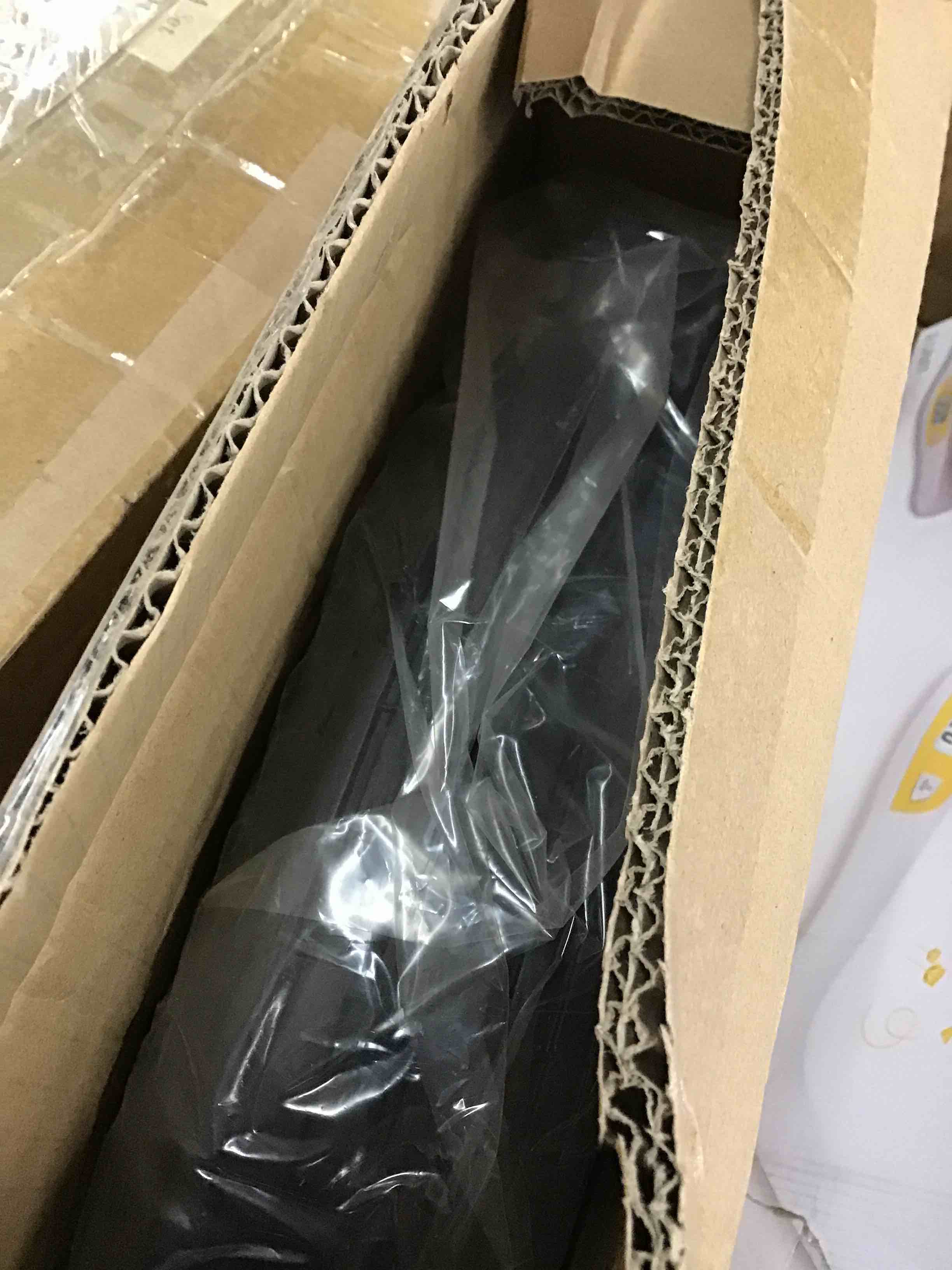 https://s3.amazonaws.com/lotting-images-prod/bidfta/RED5305024_1714419163227.jpeg