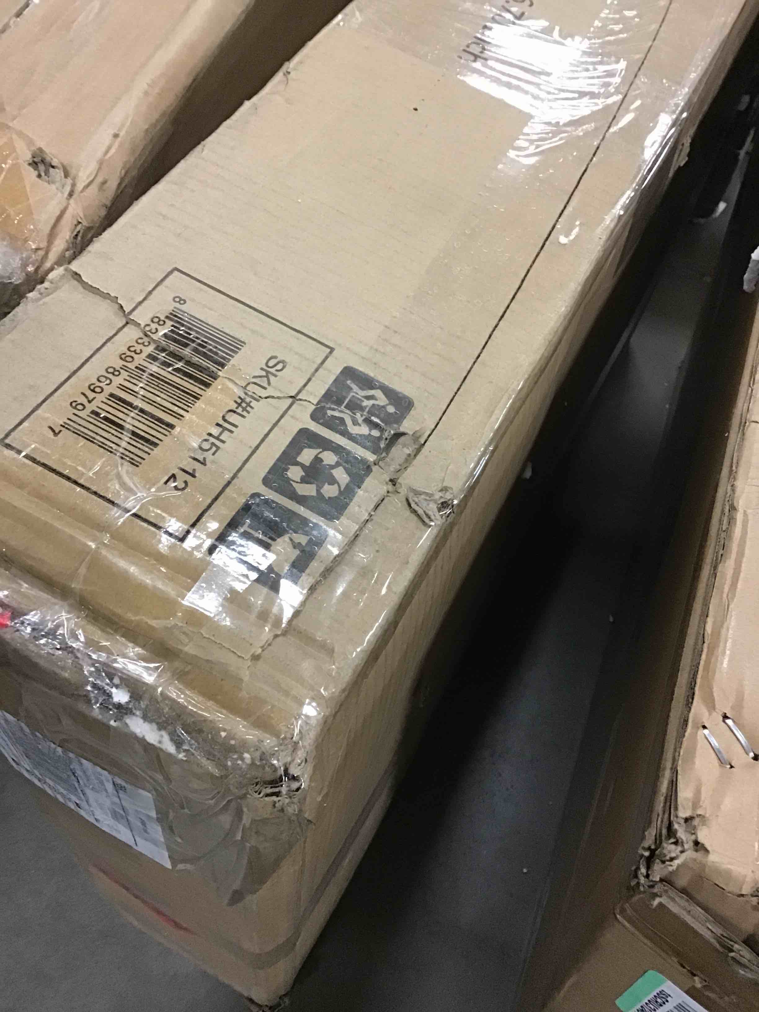 https://s3.amazonaws.com/lotting-images-prod/bidfta/RED5307647_1694619254678.jpeg