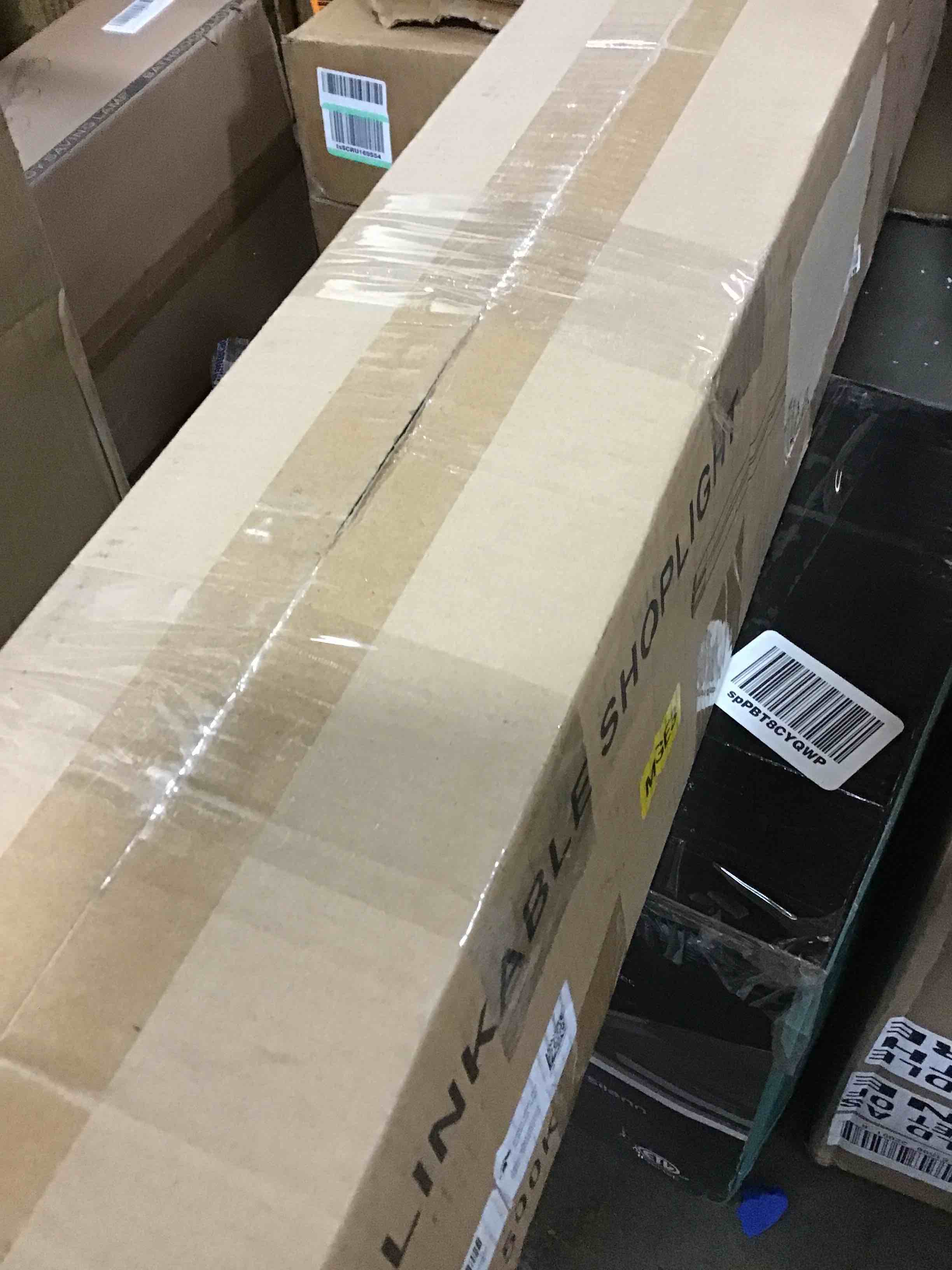 https://s3.amazonaws.com/lotting-images-prod/bidfta/RED5307672_1694701877081.jpeg