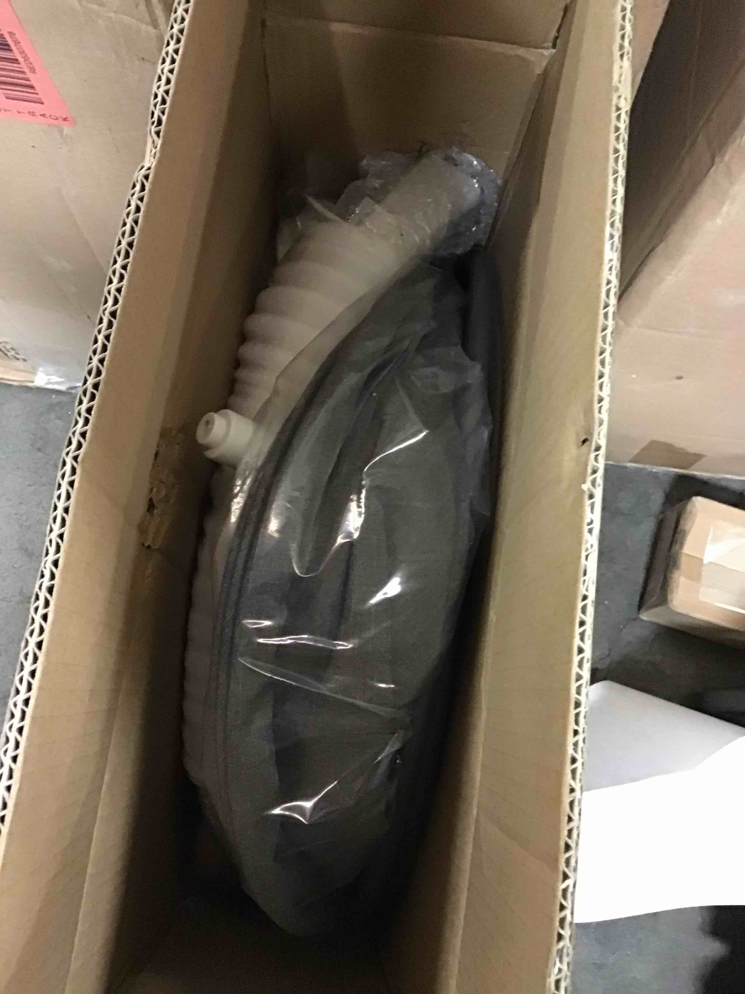 https://s3.amazonaws.com/lotting-images-prod/bidfta/RED5307679_1694703738060.jpeg
