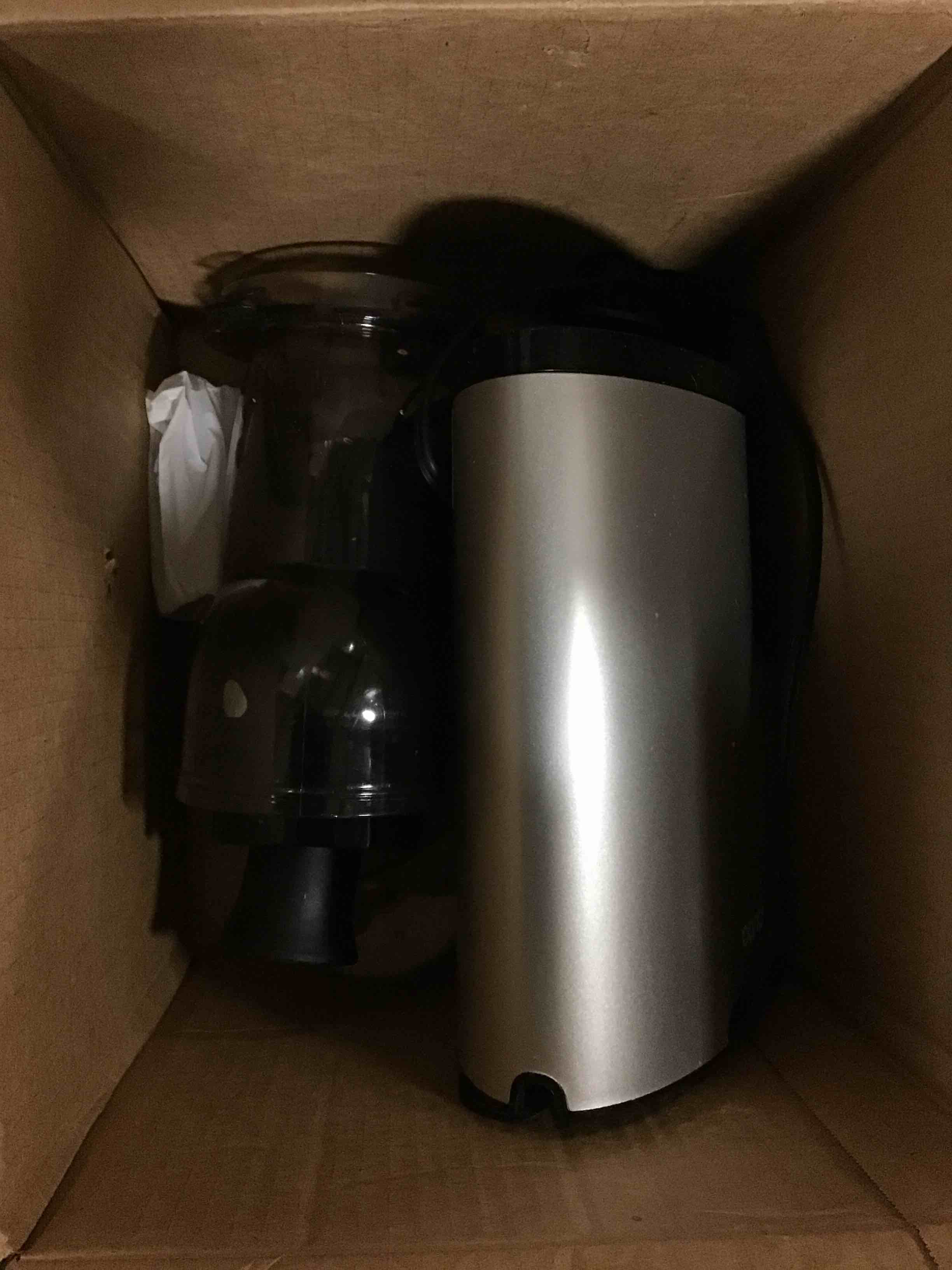 https://s3.amazonaws.com/lotting-images-prod/bidfta/RED5308786_1706197457674.jpeg