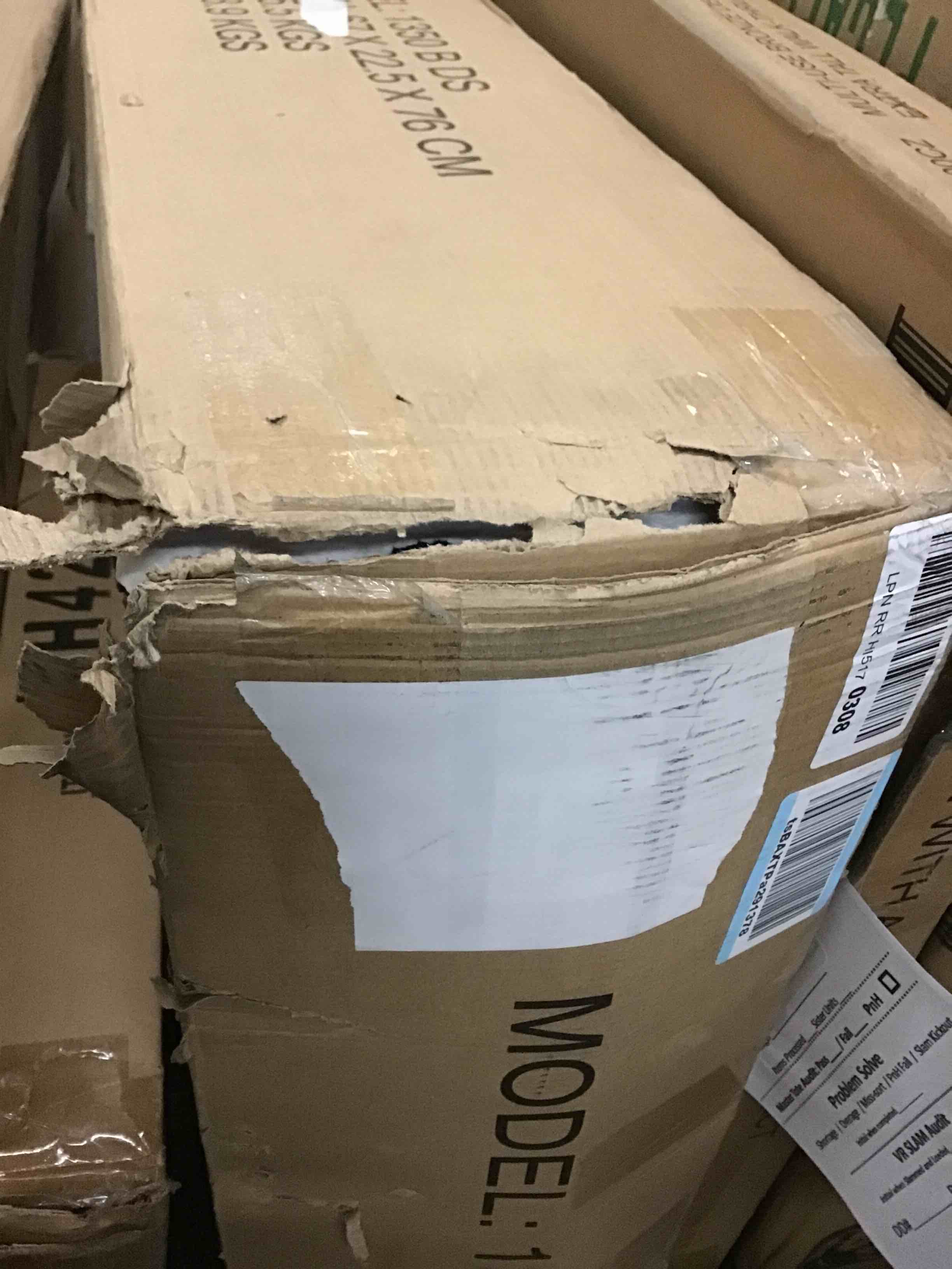 https://s3.amazonaws.com/lotting-images-prod/bidfta/RED5309433_1702670836327.jpeg