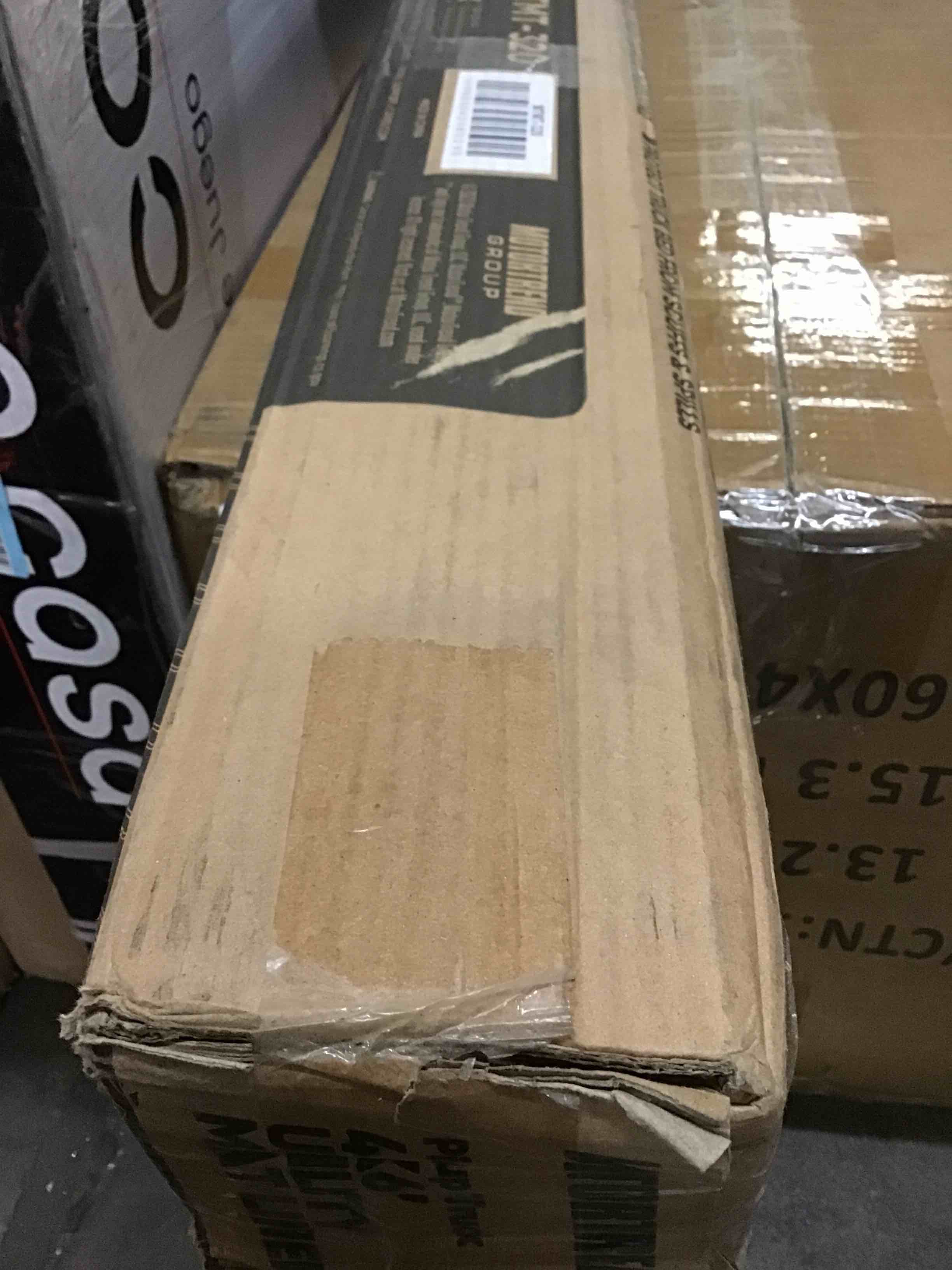 https://s3.amazonaws.com/lotting-images-prod/bidfta/RED5309474_1702676395891.jpeg
