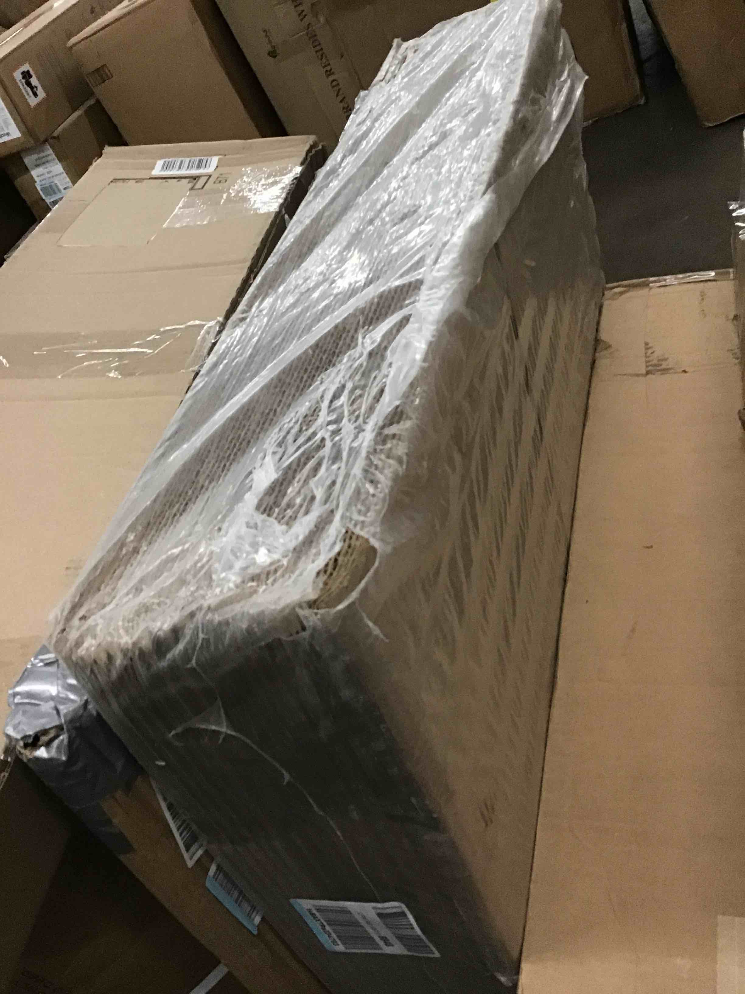 https://s3.amazonaws.com/lotting-images-prod/bidfta/RED5310507_1702996301525.jpeg