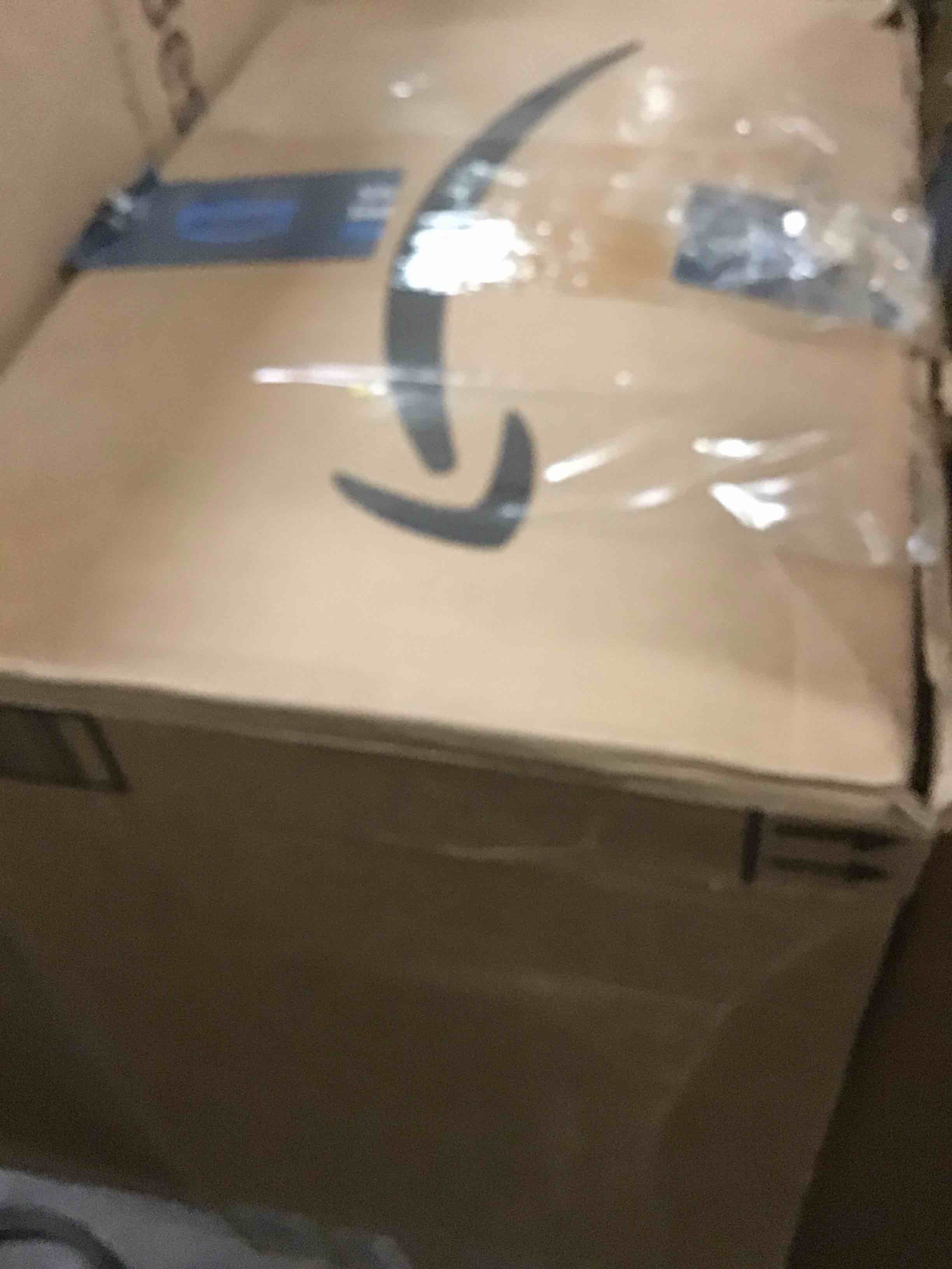 https://s3.amazonaws.com/lotting-images-prod/bidfta/RED5310823_1704474142973.jpeg