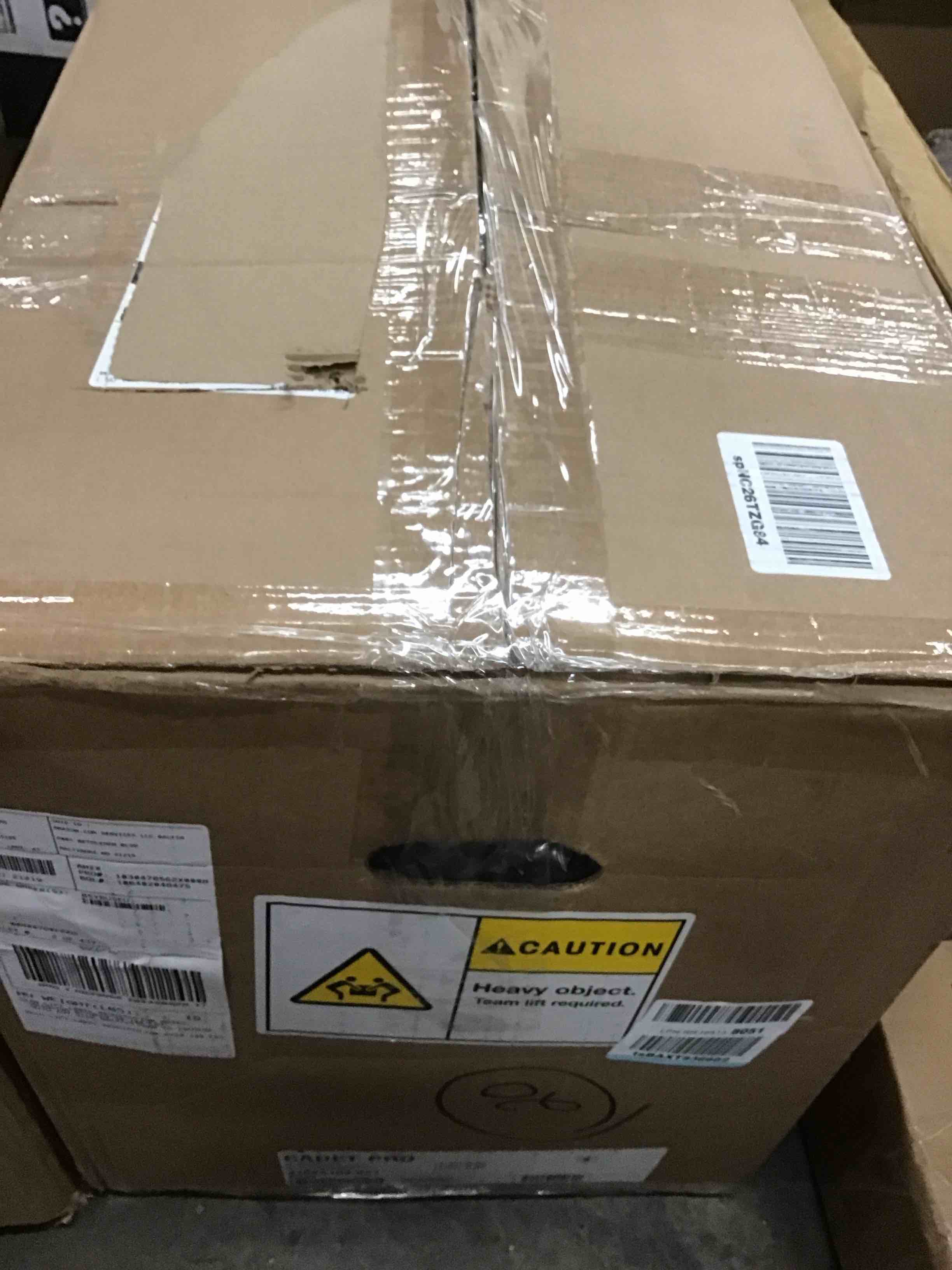 https://s3.amazonaws.com/lotting-images-prod/bidfta/RED5311262_1707495641154.jpeg