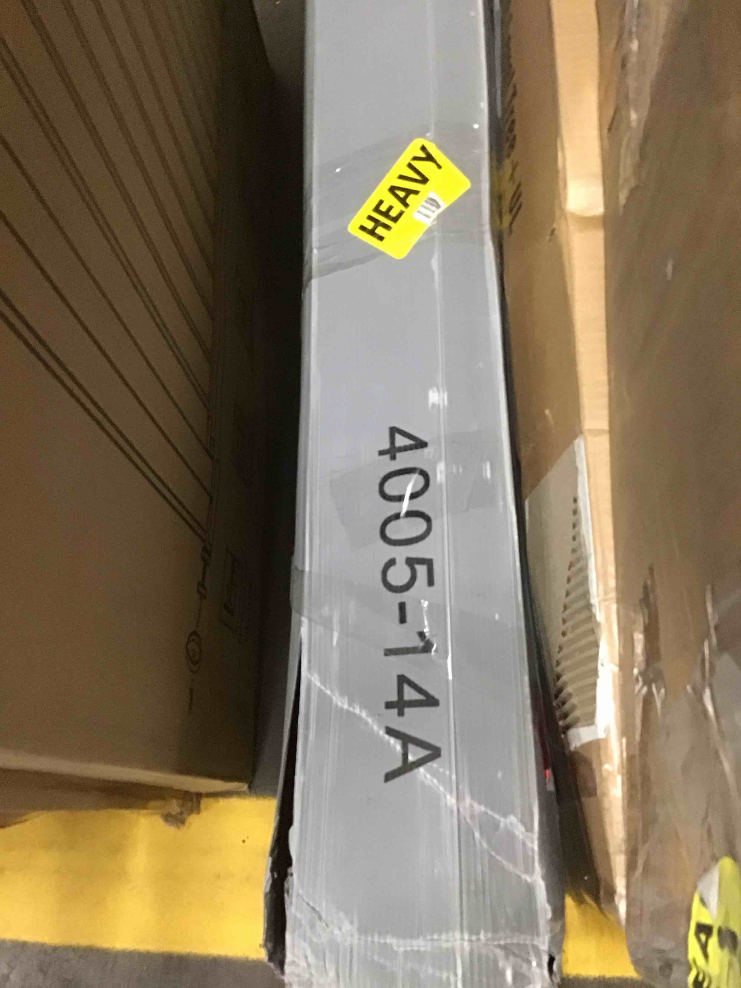 https://s3.amazonaws.com/lotting-images-prod/bidfta/RED5311720_1710855804068.jpeg