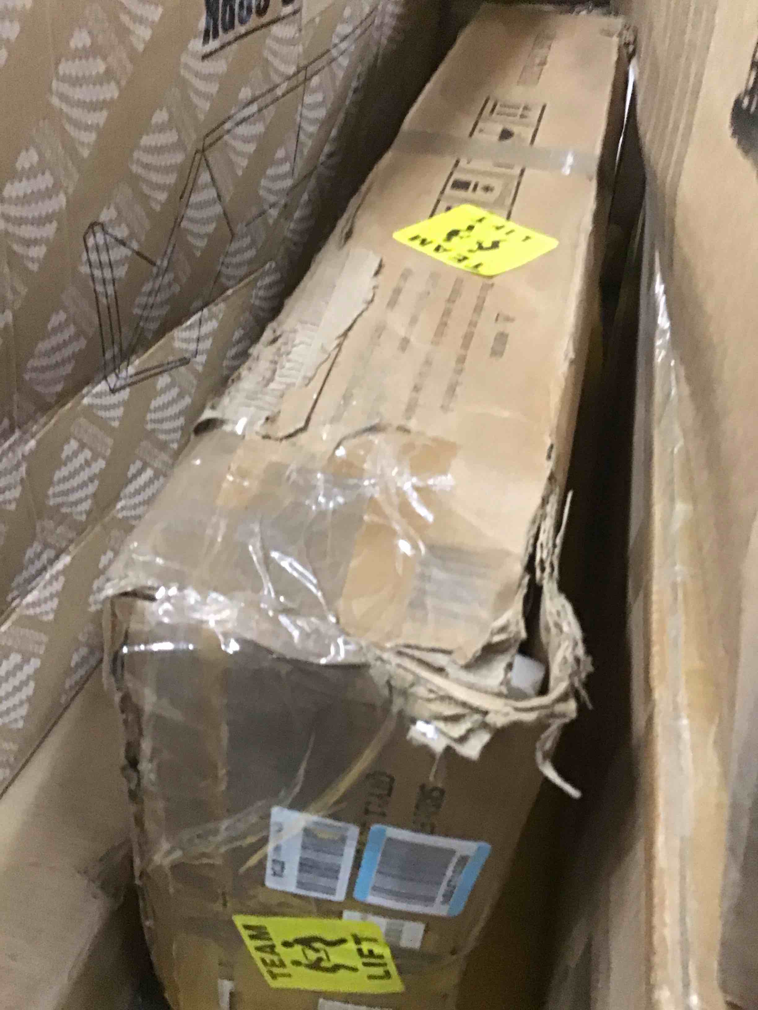 https://s3.amazonaws.com/lotting-images-prod/bidfta/RED5311726_1710856619247.jpeg