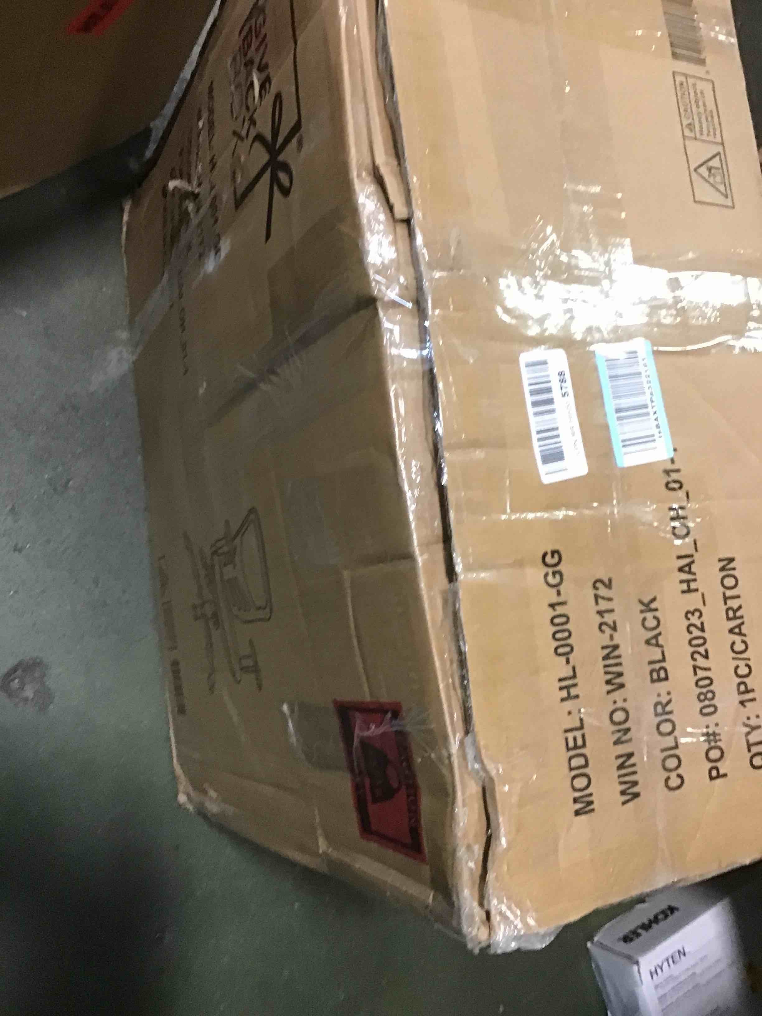 https://s3.amazonaws.com/lotting-images-prod/bidfta/RED5311977_1703248872990.jpeg