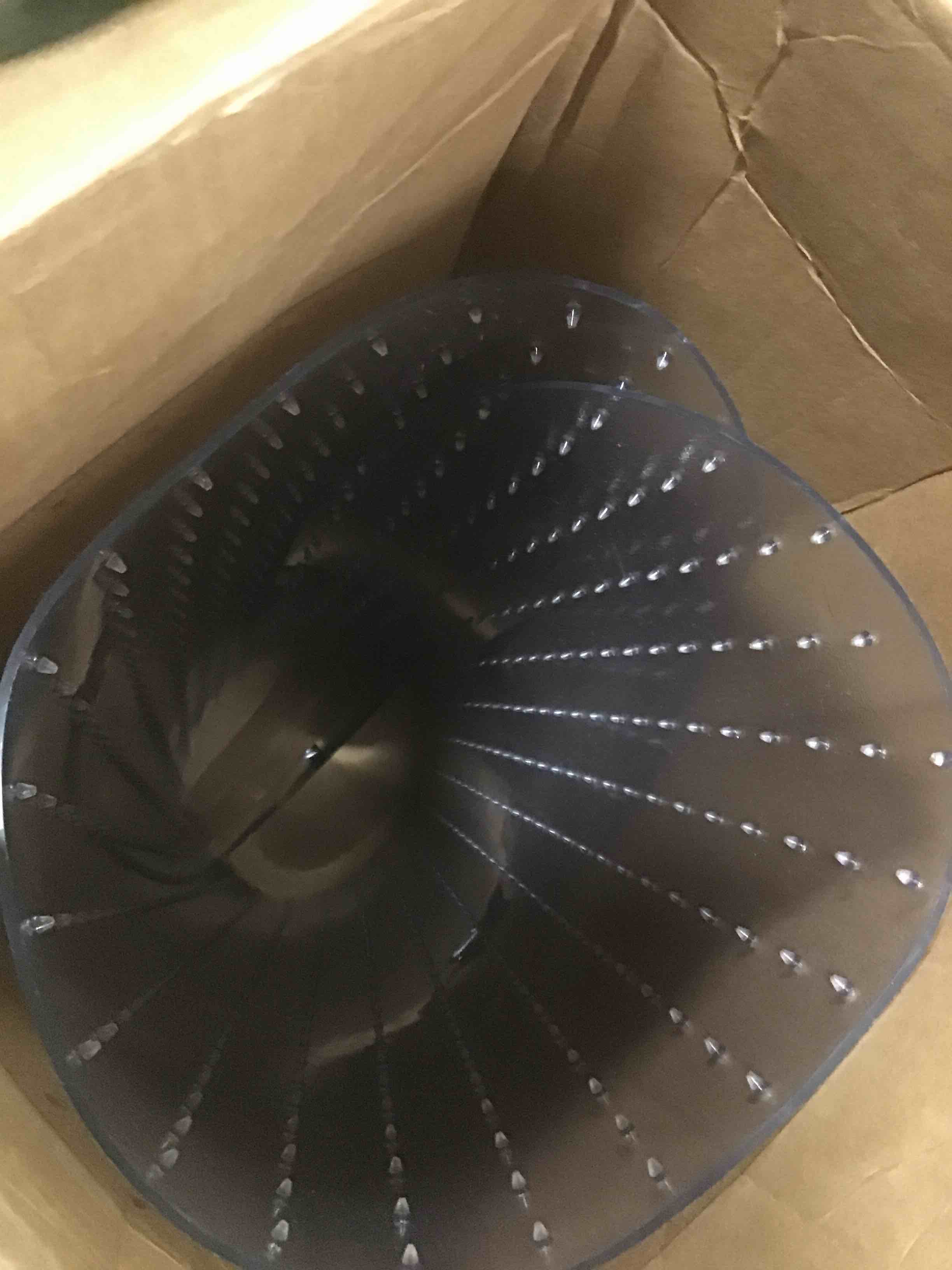 https://s3.amazonaws.com/lotting-images-prod/bidfta/RED5312123_1703260703021.jpeg