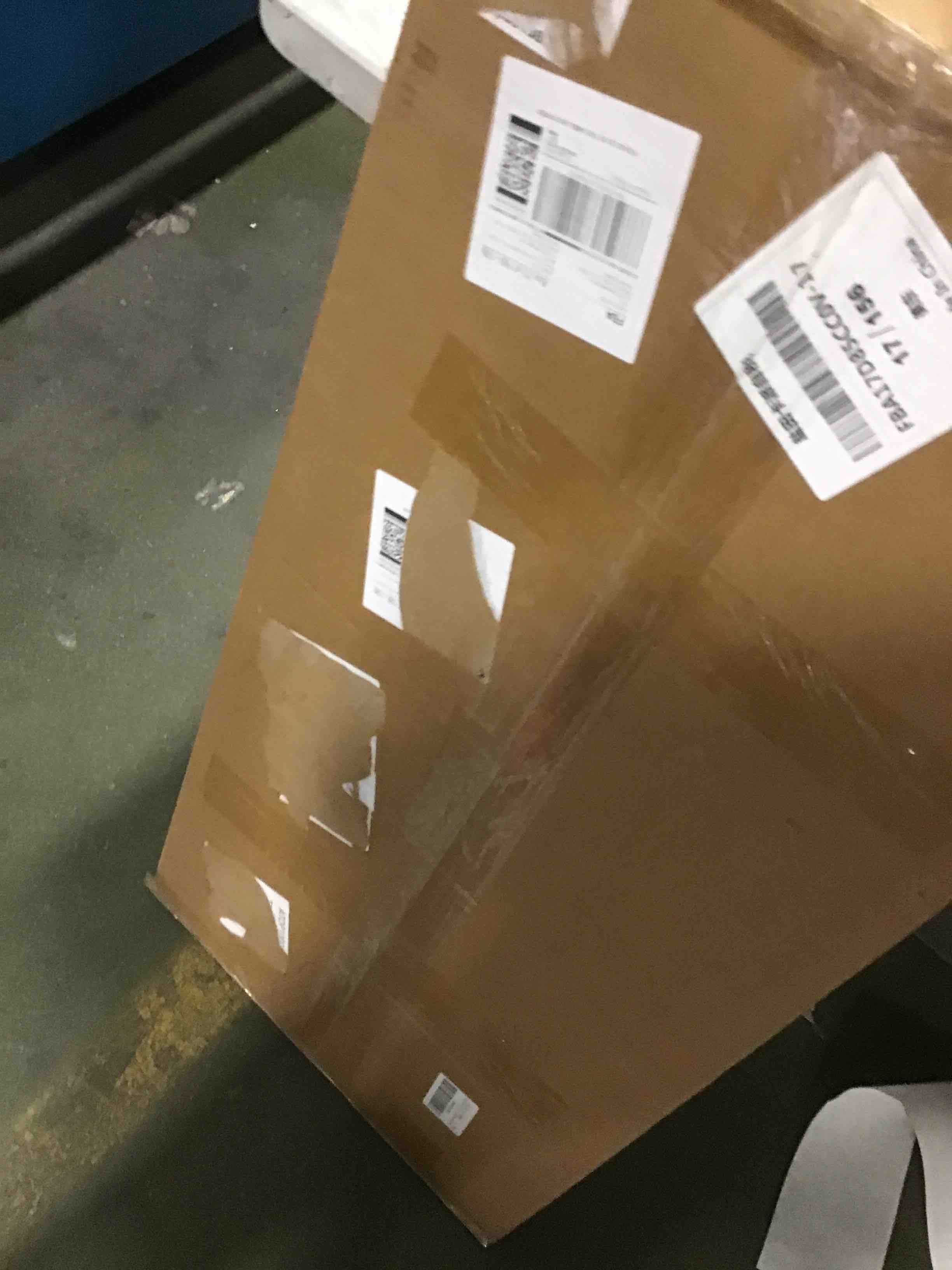 https://s3.amazonaws.com/lotting-images-prod/bidfta/RED5312352_1703337840573.jpeg