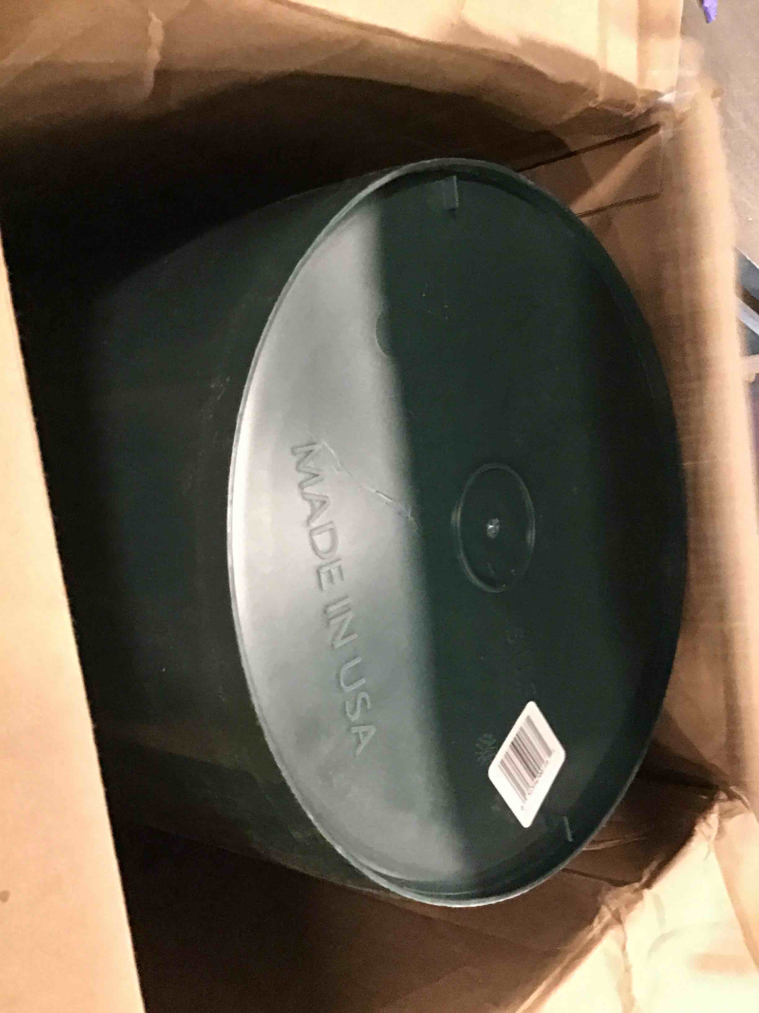https://s3.amazonaws.com/lotting-images-prod/bidfta/RED5312373_1703339123191.jpeg