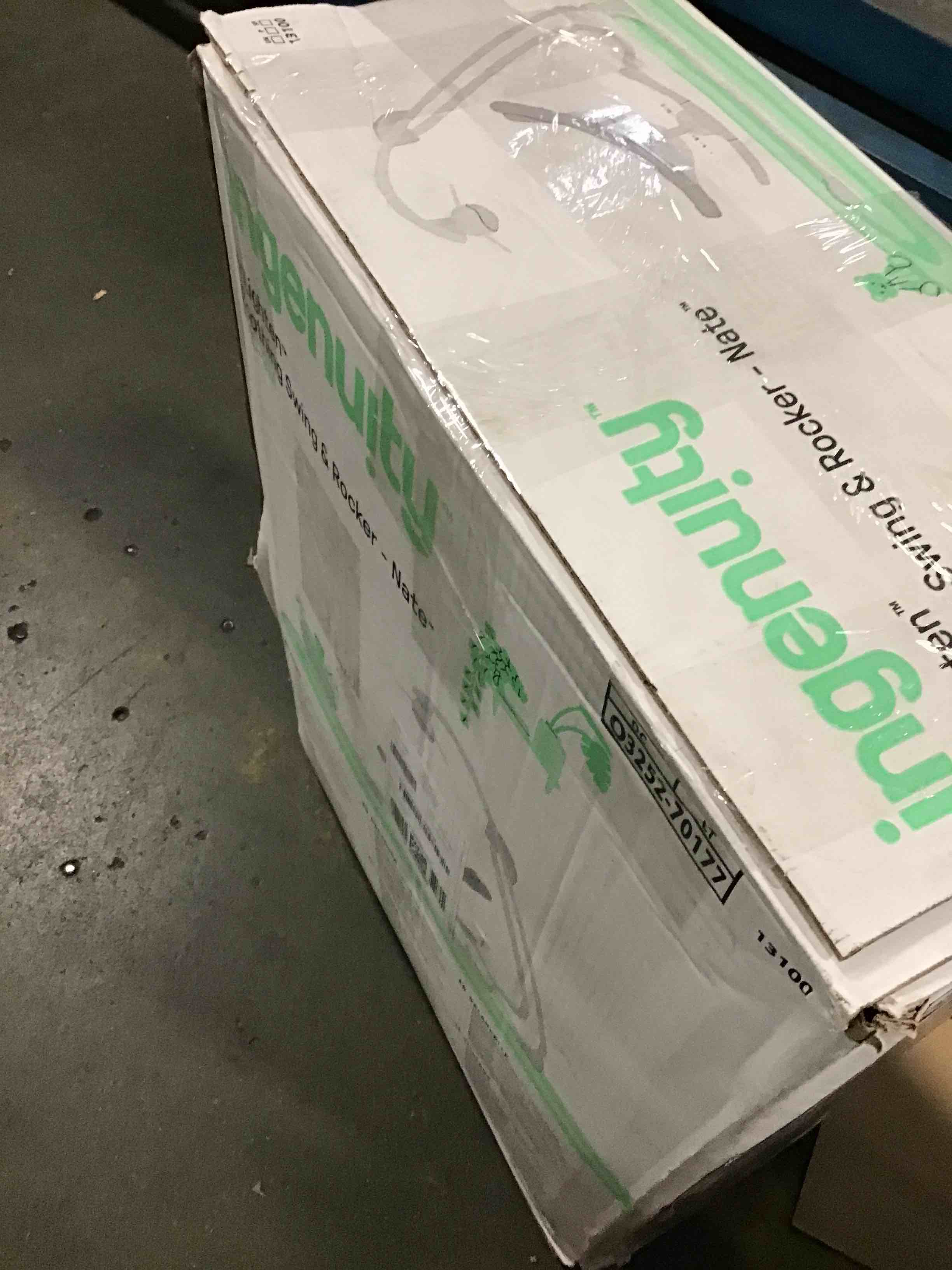 https://s3.amazonaws.com/lotting-images-prod/bidfta/RED5312430_1703342700244.jpeg